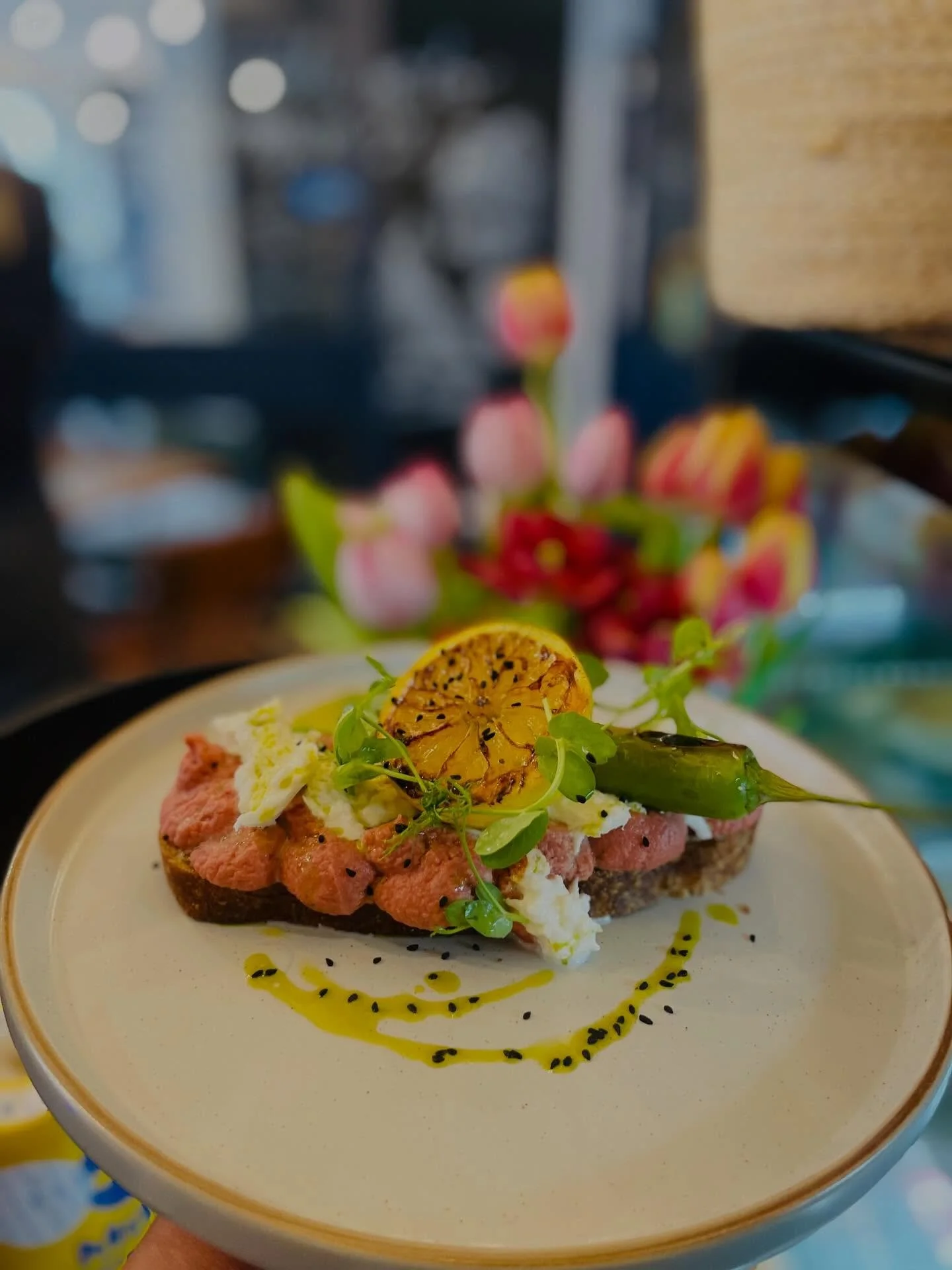 Thinking summer!!!

We are working on our new menu whilst we work our magic some new dishes. Why not come and try a couple on our specials&hellip;

💫 The Vegan platter, beetroot hummus, pickled carrots , kohlrabi, charred lemon and green chilli.

💫