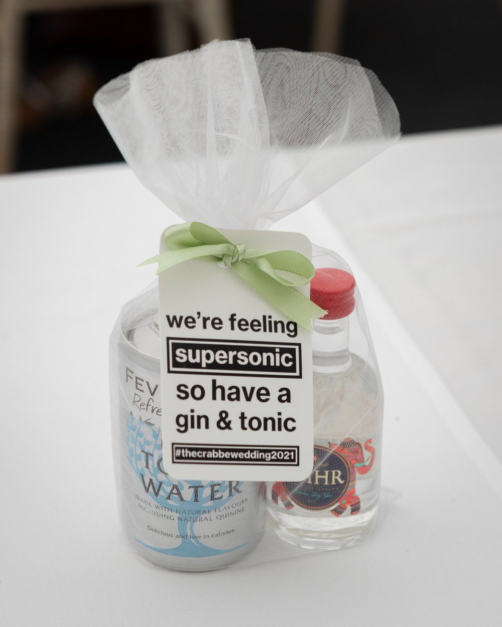 gin-and-tonic-wedding-favour.jpg