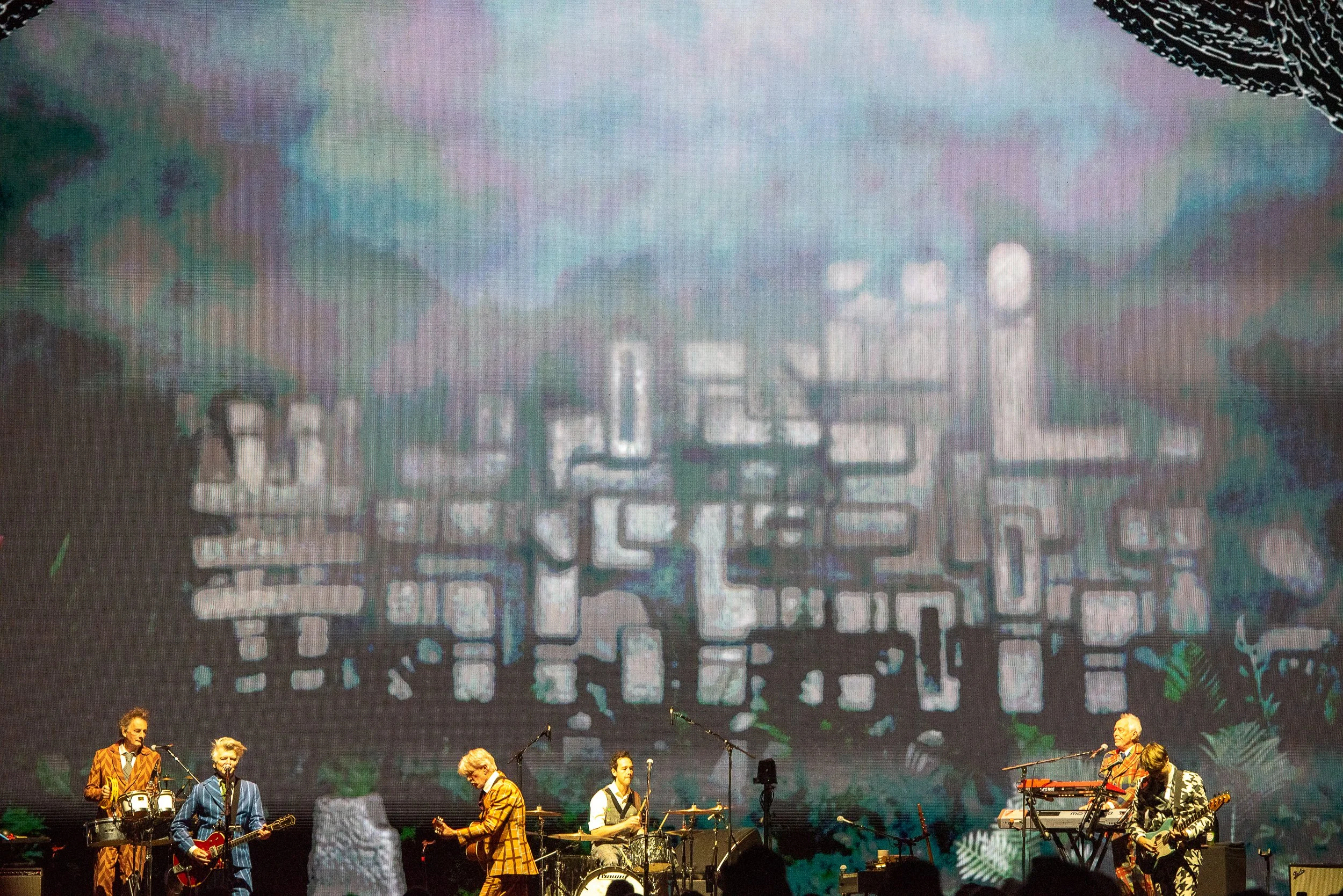 Split Enz3720.jpg