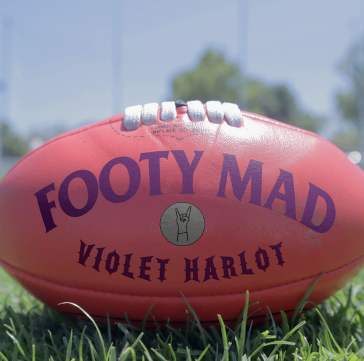 violet-harlot-footy-mad.png