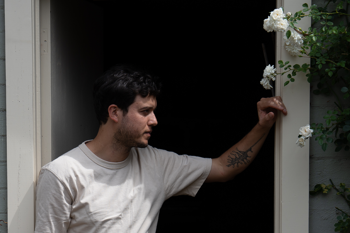 Brazilian Artist Alcides Neto Shares New Single ‘Canforá’, Announces Debut Album