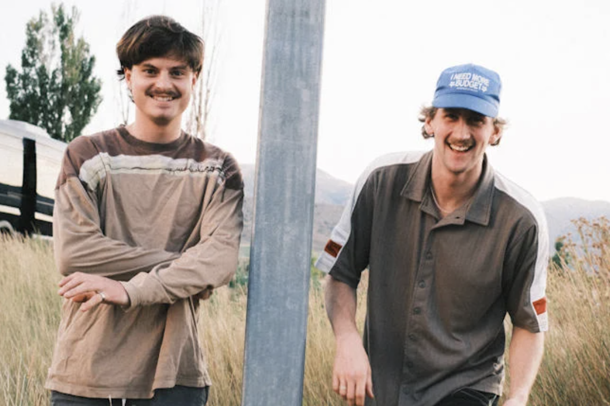 Old Mervs Announce New Album ‘Carparks’, Share Single ‘She Said’