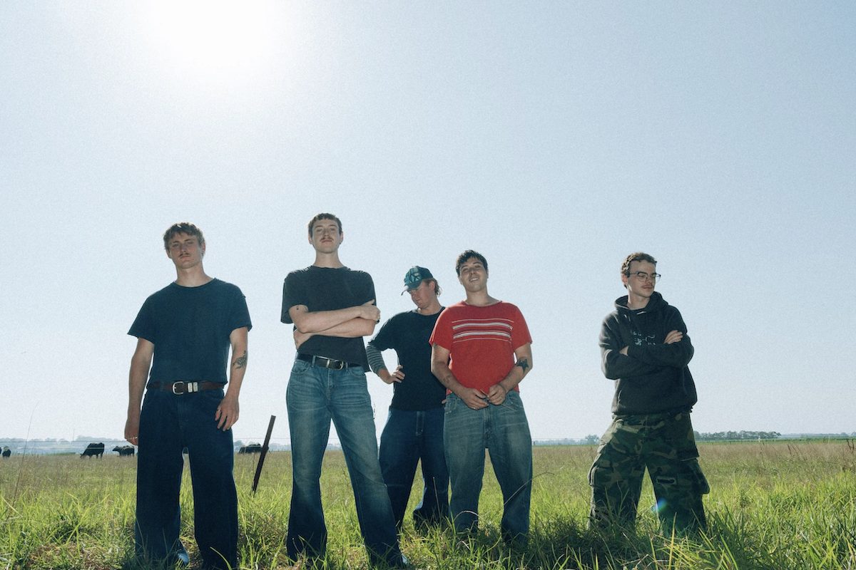 Emerging Alt-Rock Outfit horse Announce National Tour
