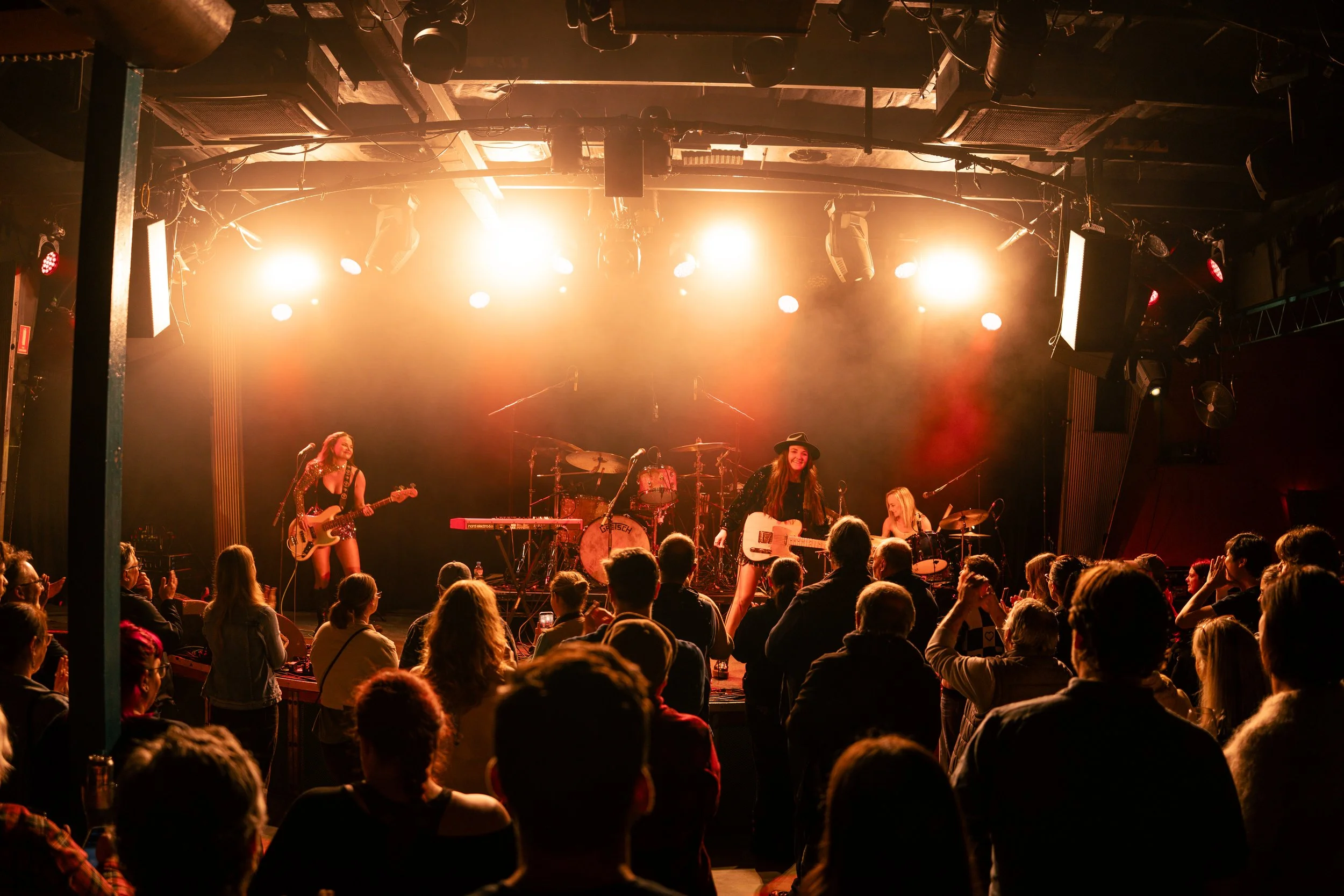 KT Tunstall (sup. by Germein Sisters) @itsmitchellsphotos 27MAY2026 -28.jpg