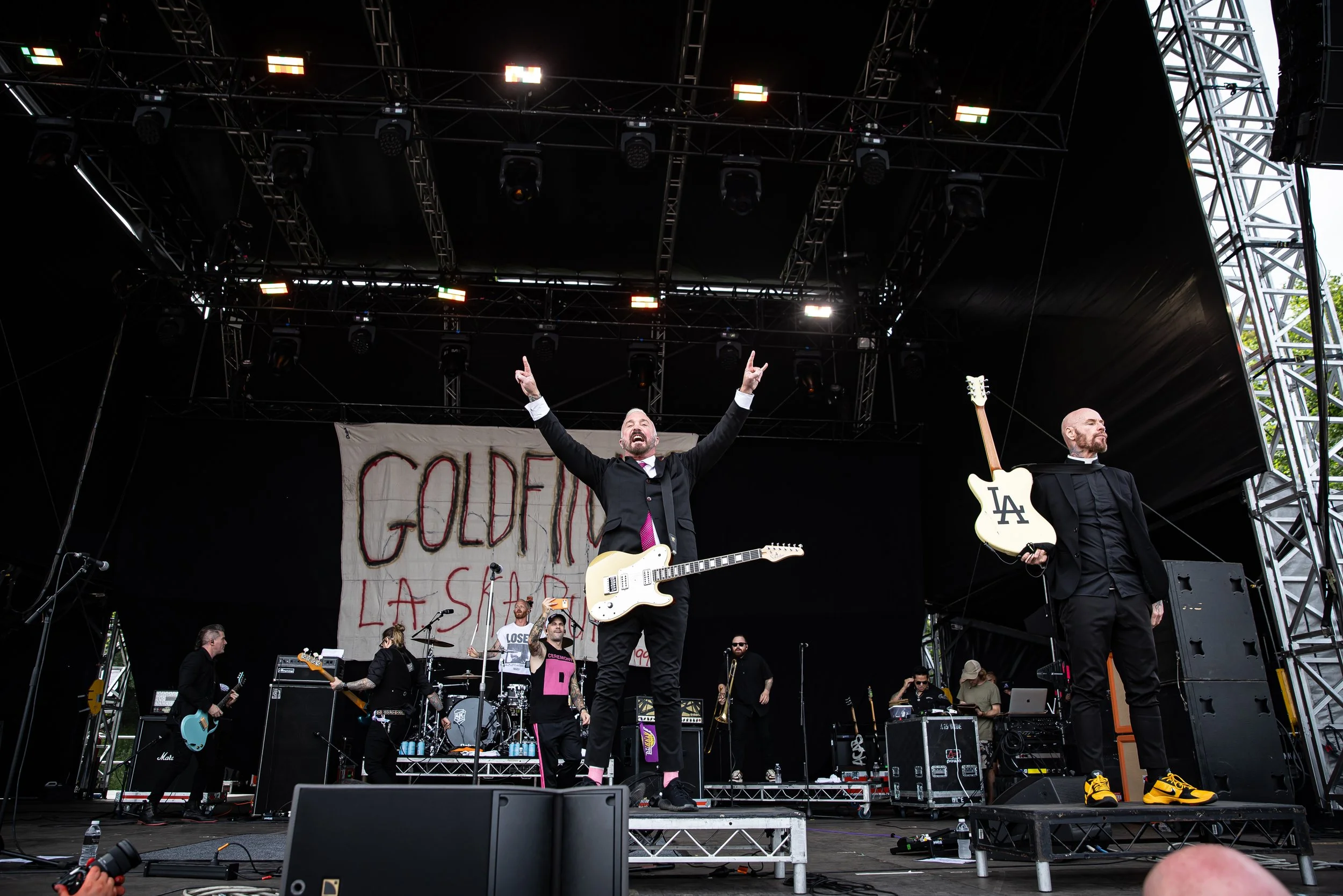 GT 2025 - 8 Goldfinger - Justin White - @justinwhitey @rebelrebelgig-10.jpg