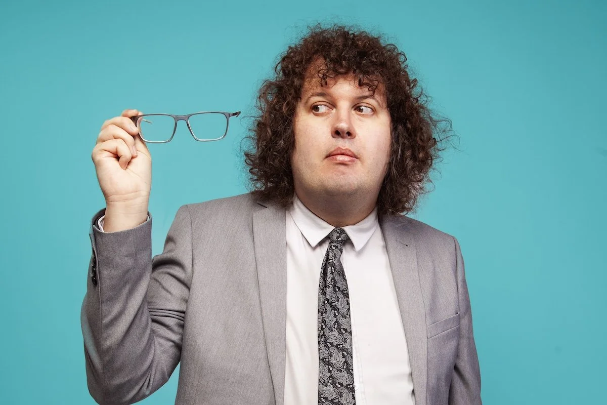 Award-winning Kiwi comedian Ray O'Leary Plots Australian Tour