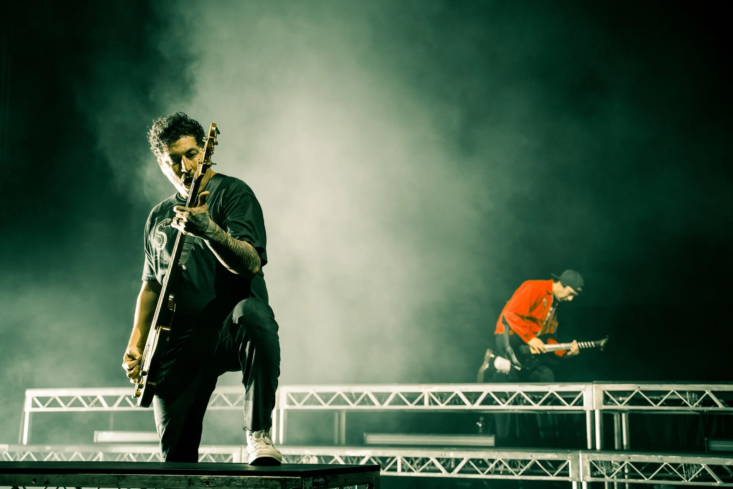 Photo Gallery: Pierce The Veil @ The Drive 14/04/26