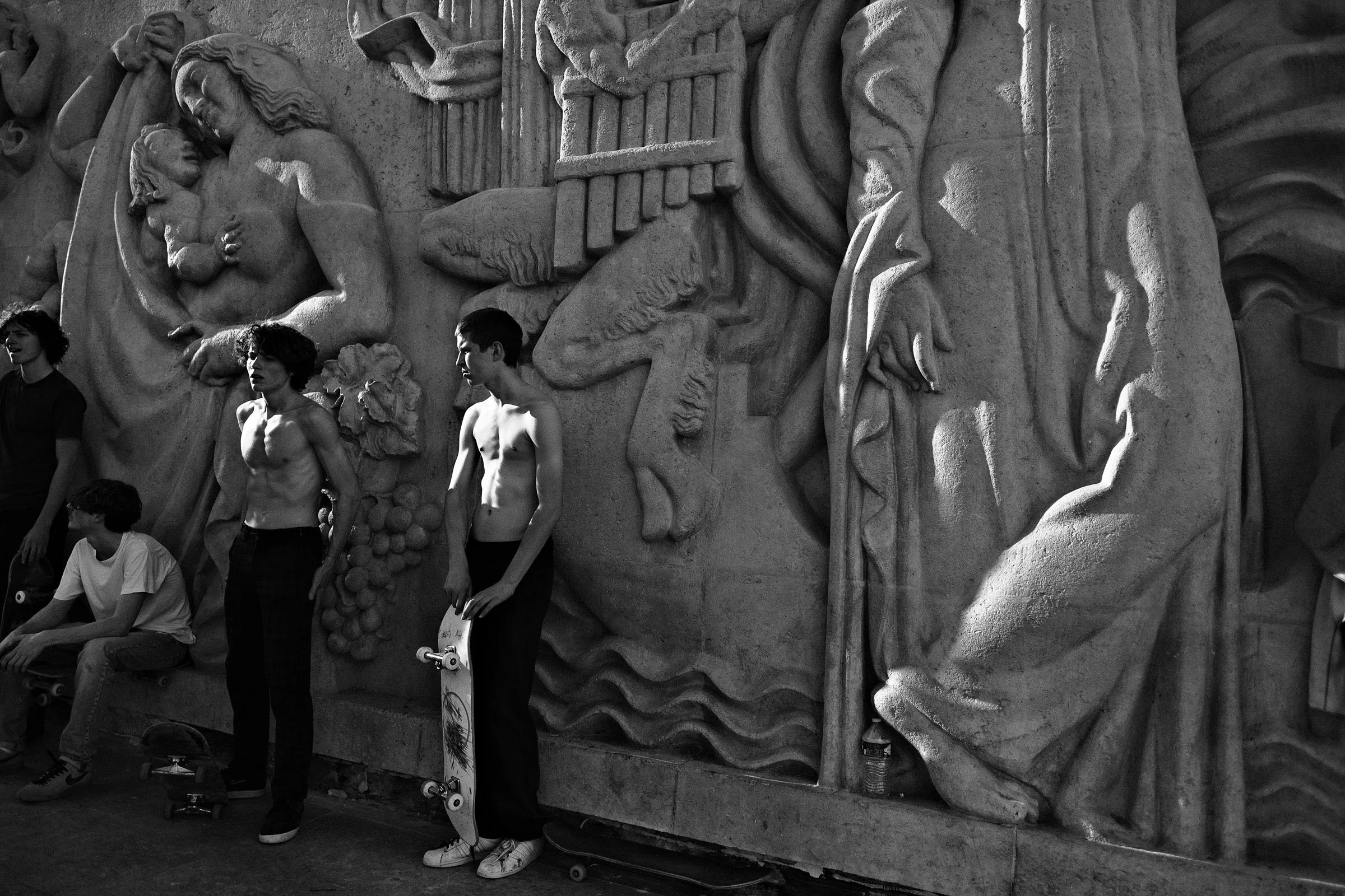 raw_against_stone-lululafalaise_01.jpg