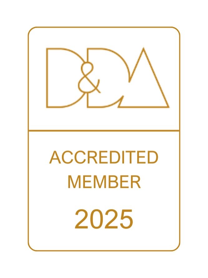 You can find me on the @ddacanada directory, ready to help you with your next design project. 💫
🙋🏻‍♀️ Welcome! I’m Juliet Fernandez, Founder and Lead Designer at Inspired Spaces Design Studio.
🏡 I specialize in full service residentia