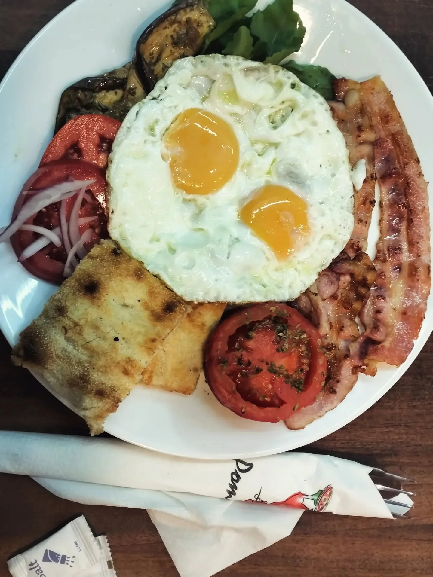๐ณ๐ฅ Rise & shine with Pomodoro! Our new breakfast menu is here to kickstart your day with hearty flavors and fresh ingredients — because mornings deserve a little extra love. โ๐
โจ From savory favorites to sweet treats, every bite is made