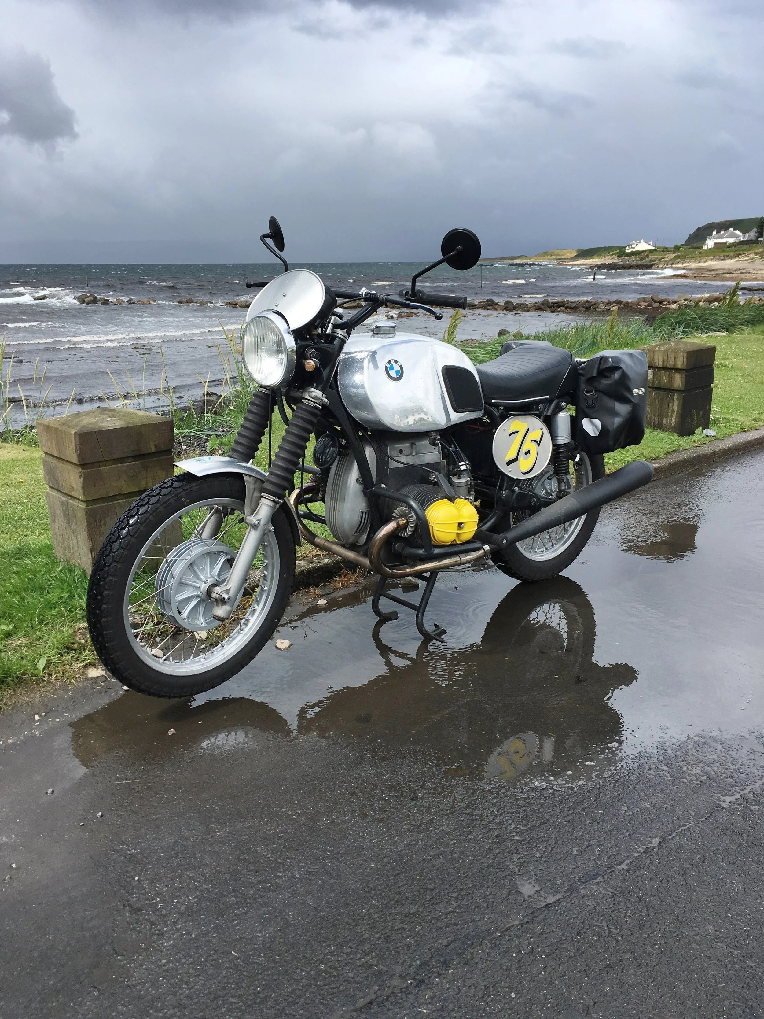 BMW R90s x R60/6 1975 — Gusto Motorbikes and Sidecar Adventures