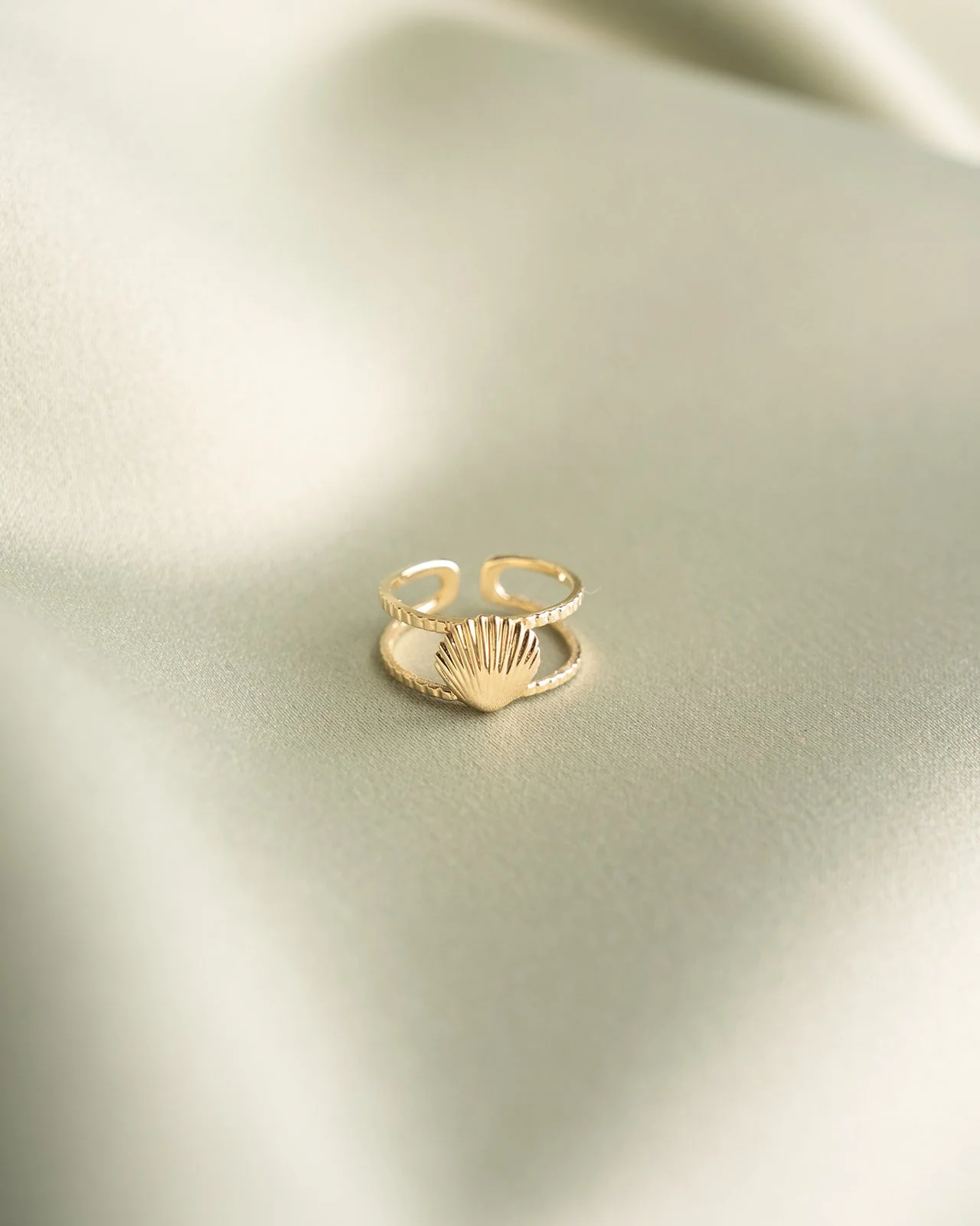 Adjustable Seashell Ring