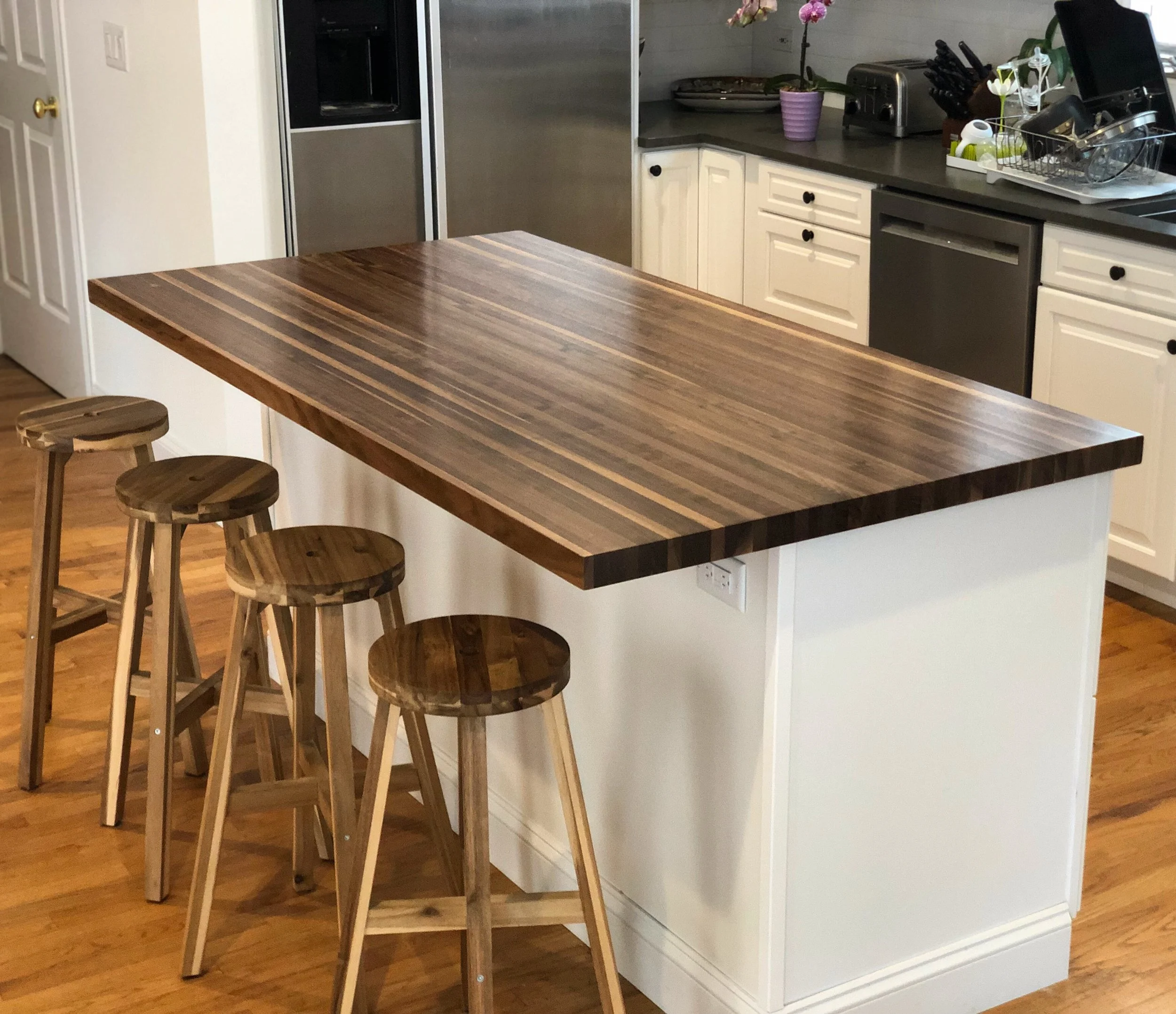Woodworking. Furniture. Custom Furniture. Cabinets. Cabinetry. Custom Cabinets. Fabricating. Fabrication. Design. Designer. Original. Table. Tables. Banquette. Seating. VOC. Paint. Waterbased. Lighting. Finish. Finishing. Hardwood. Professional. Resi