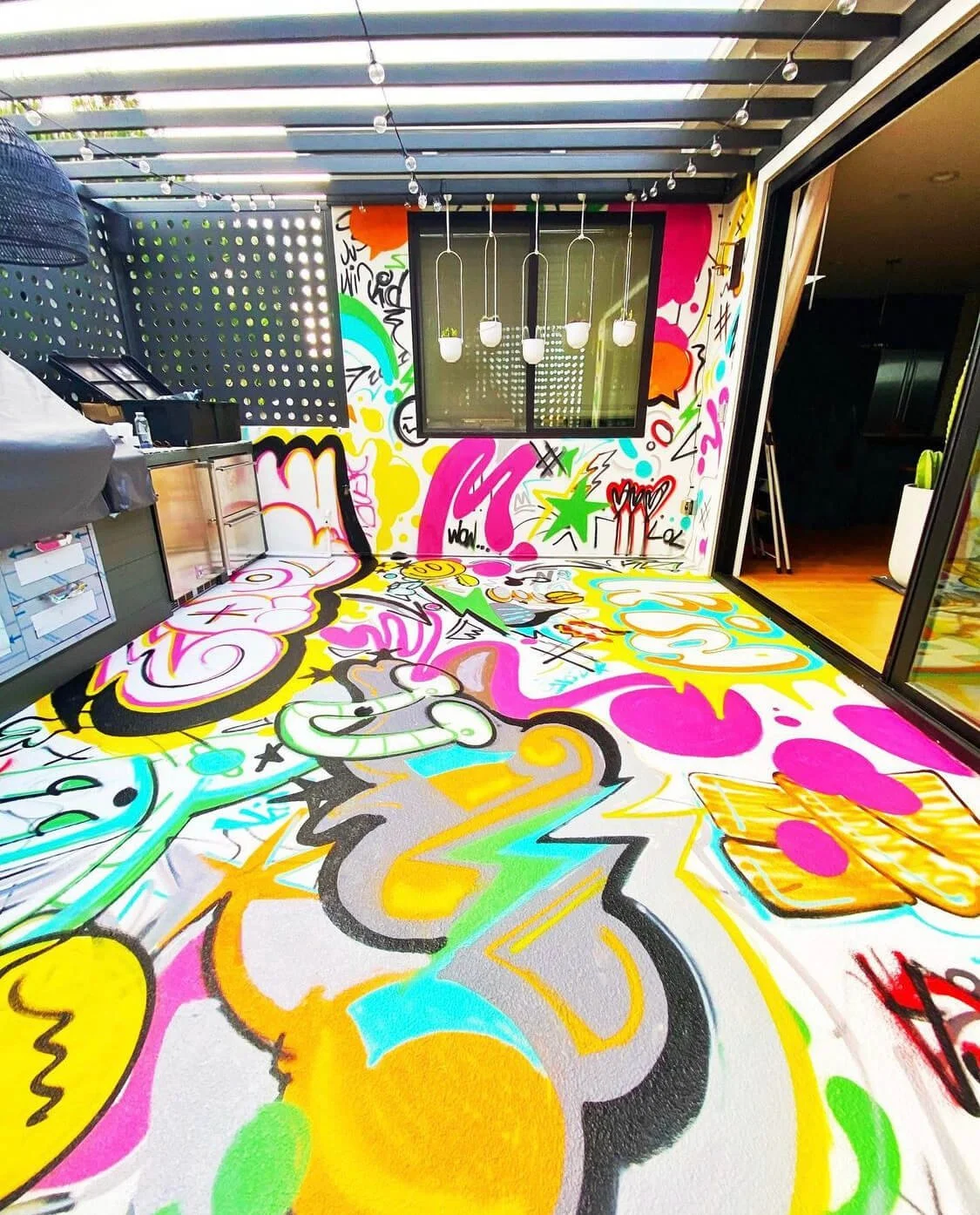 KIDWISEMAN_EXTERIOR.jpg