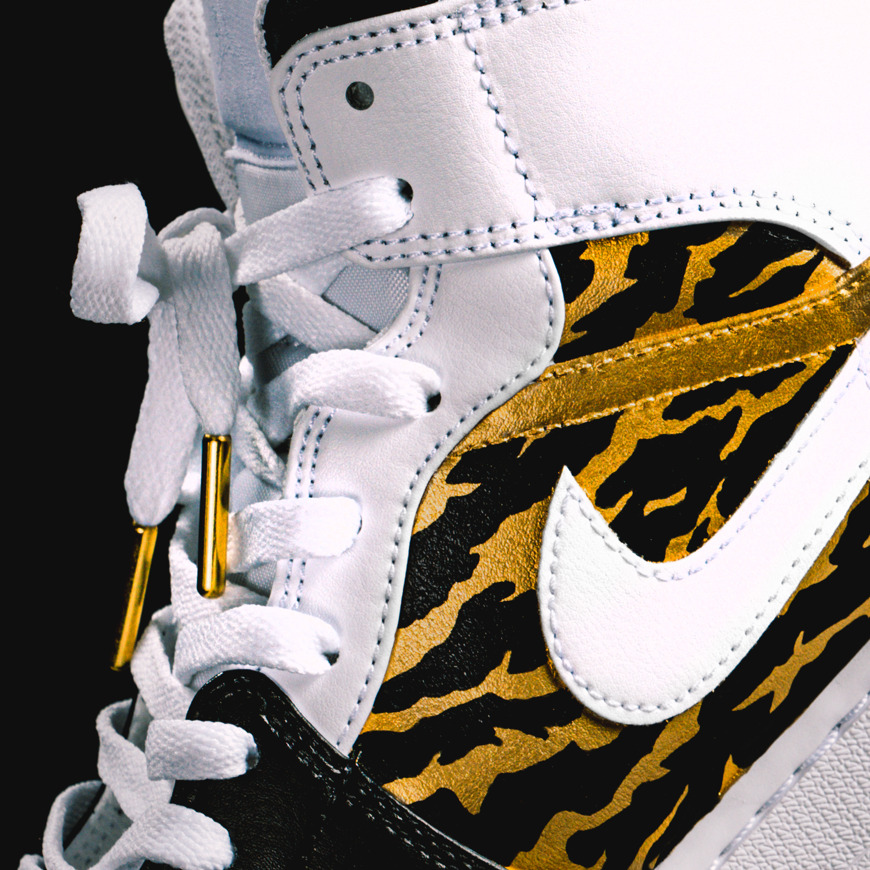 KIDWISEMAN_ LACES_CROPPED.png