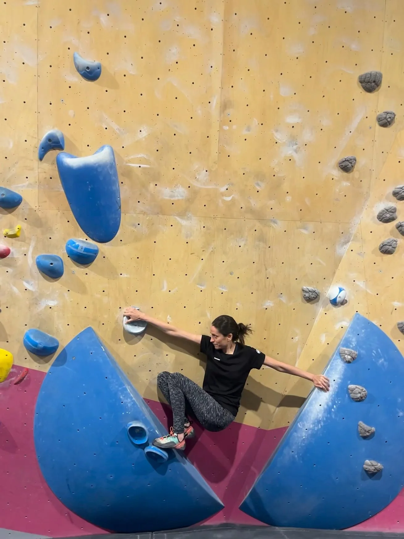 Bouldering at Eden Rock