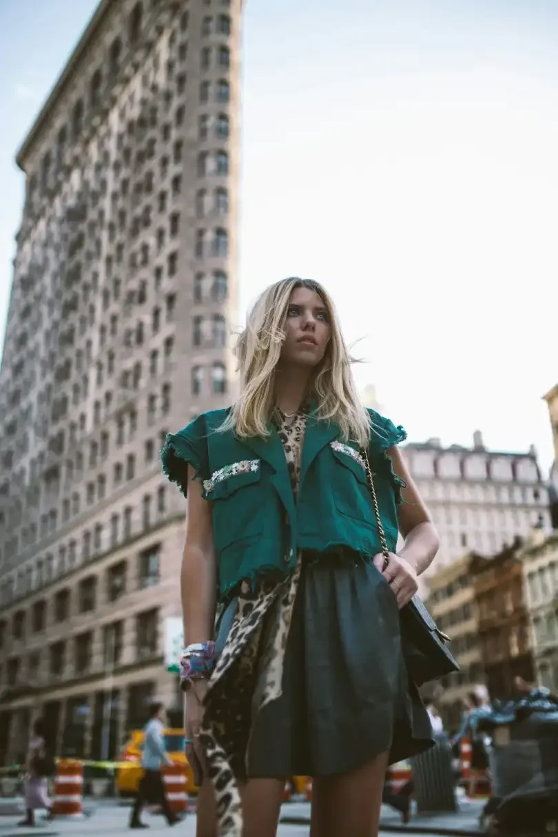 young woman in new york