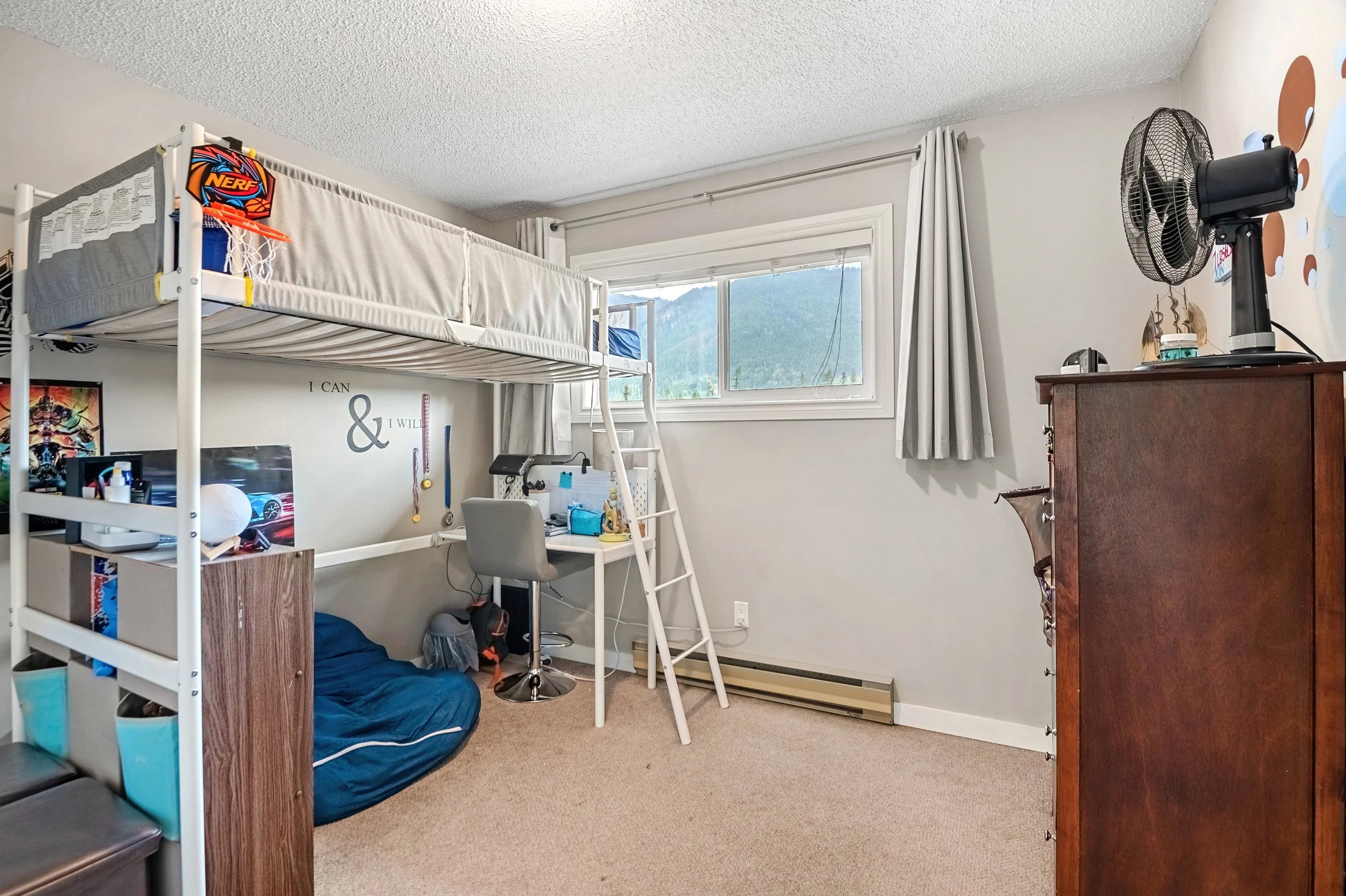 08.12.2023 - Mariah Runions - 1257 Valley View Dr Sparwood-21.jpg