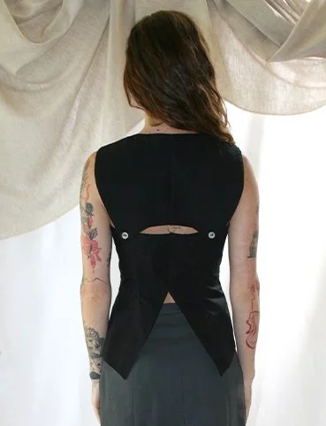 SS26 Arches Shirt Black Back.jpg