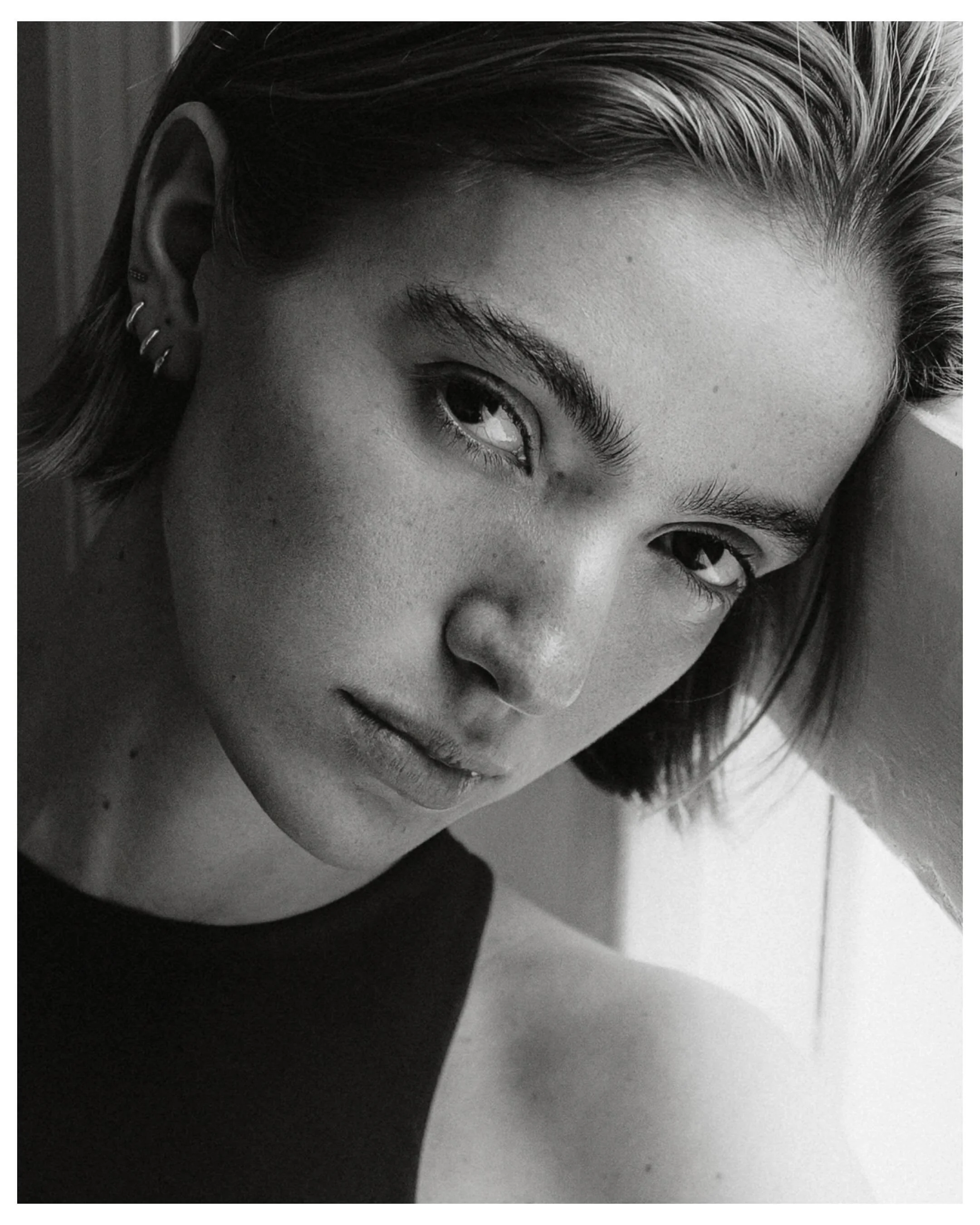 @lulughart for @elitemodelworld 🤎
/ November in London