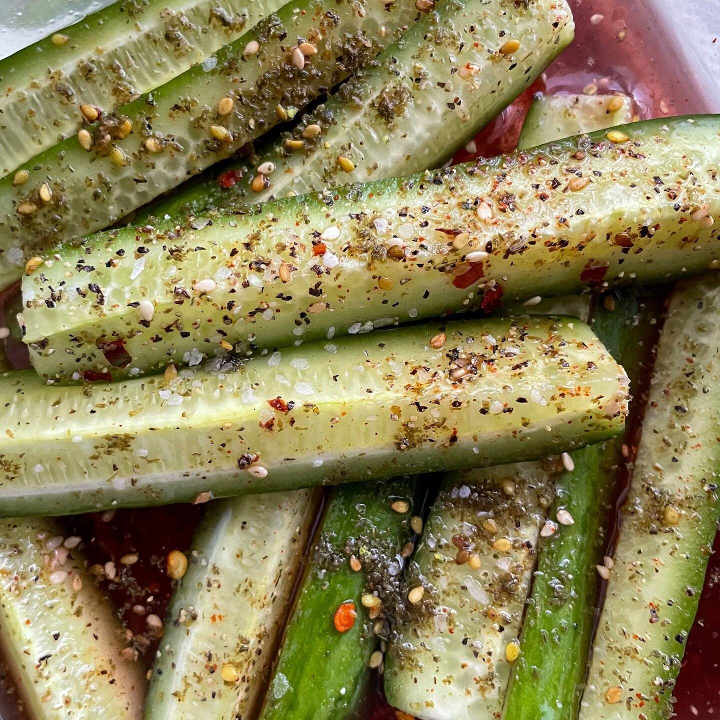 let me share my favorite way to eat those cute little seedless cucumbers.⁣
⁣
za&rsquo;atar &amp; sumac (to know me is to know these two!) sea salt, chili flakes, smoked paprika, black pepper, sesame seeds, and red wine vinegar. ⁣
⁣
wash, cut off the 