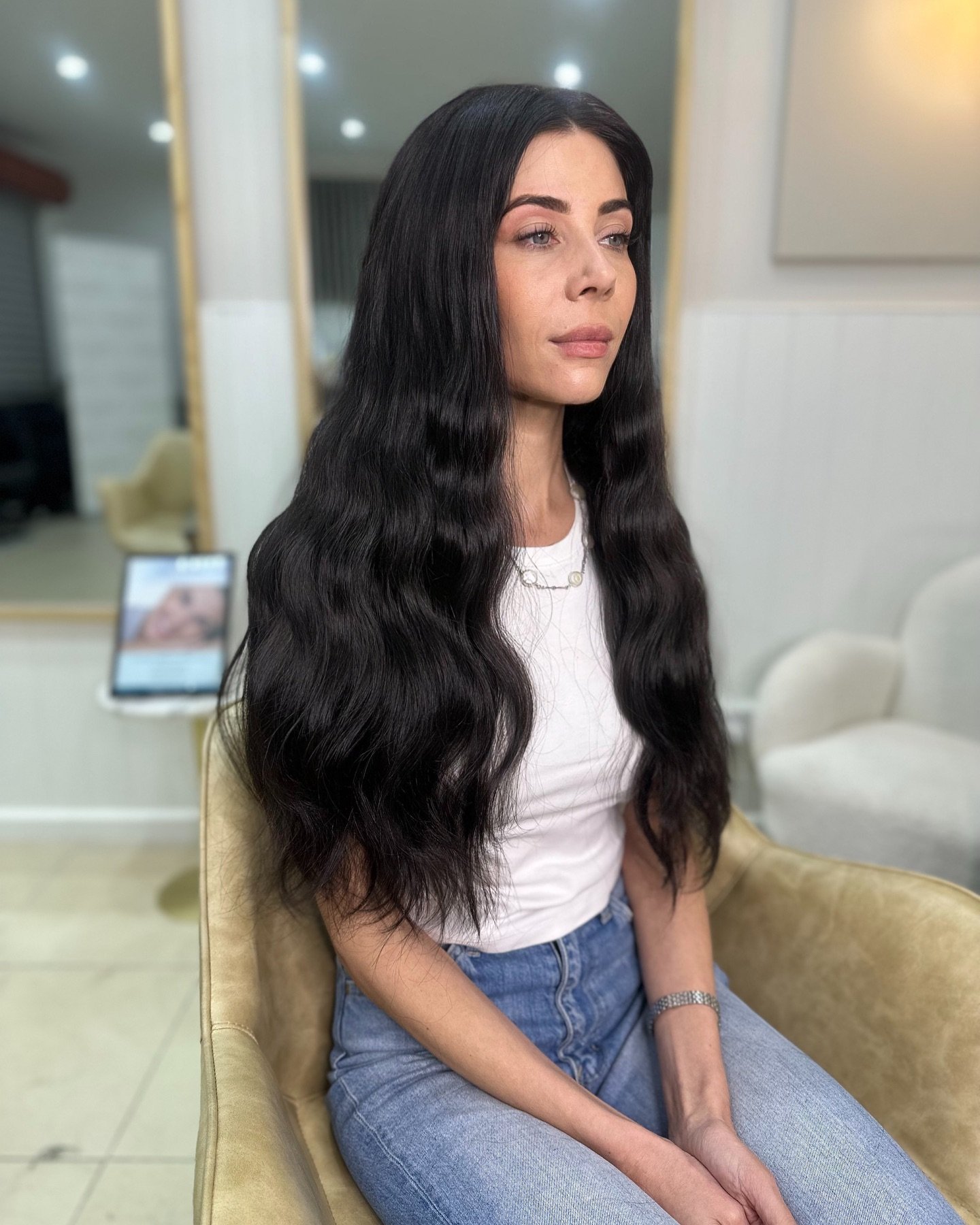 Short hair blues hitting our client hard! So she contacted us to shake things up and rock a fresh new look. 💙 
Swipe to see before, short and thick bob. 
**Hair is not styled in this pic, this is the hair washed and worn. The wave and texture is com