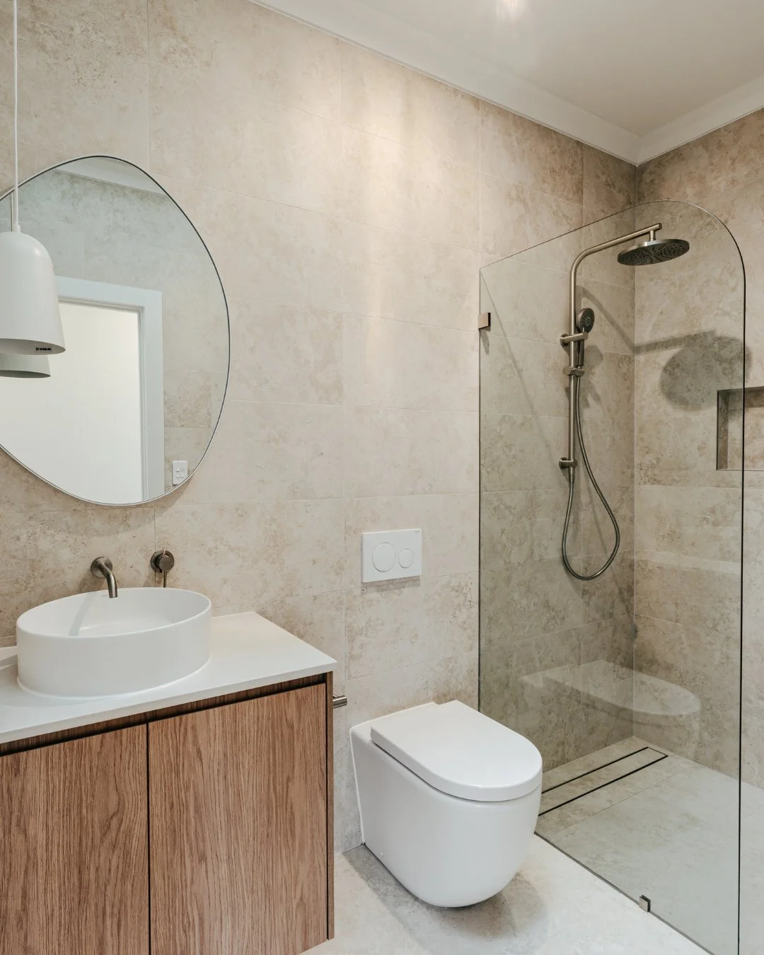 One of our favourite bathrooms yet!⁠
This home features three stunning spaces, each designed with natural stone and soft curved forms. A perfect blend of luxury and calm - we know our client will love every moment spent here.⁠
⁠
Create luxury spaces 