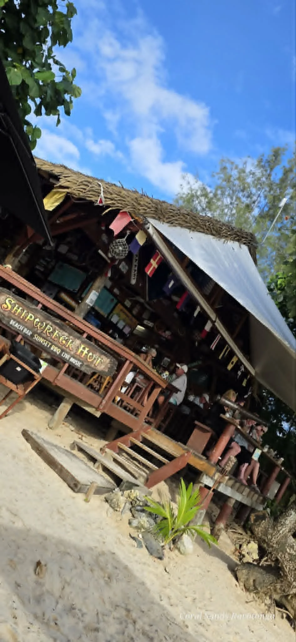 Shipwreck Hut at the Aro'a Beachside Resort Arorangi, Rarotonga. A popular beachfront restaurant and bar known for great pizzas, relaxed island atmosphere and live entertainment, just a short walk from Coral Sands Apartments.