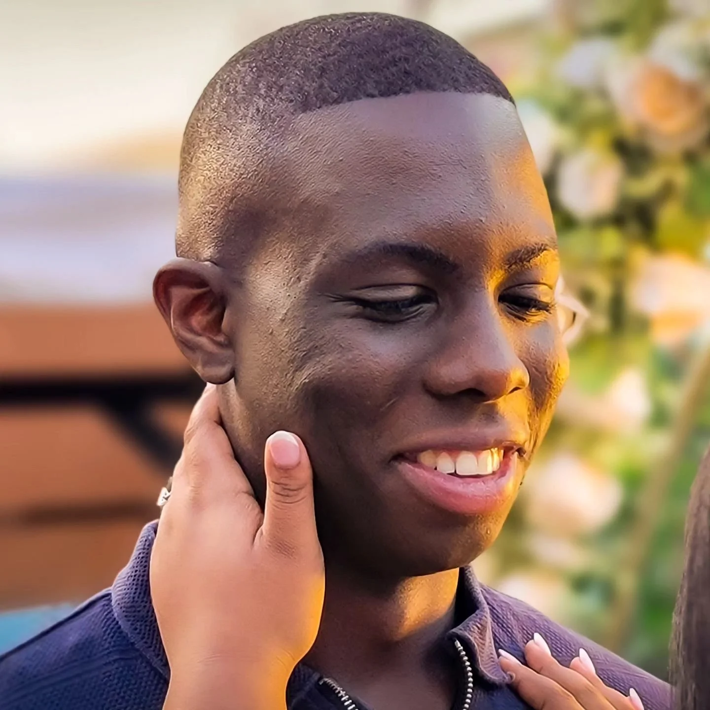 👩&zwj;❤️&zwj;👨
⬅️⬅️⬅️ SWIPE FOR MORE
.
.
.
#revoforcestudios #beautifulcouple #proposals #portrait #photography #newpost #phonephotography #ichooseyou