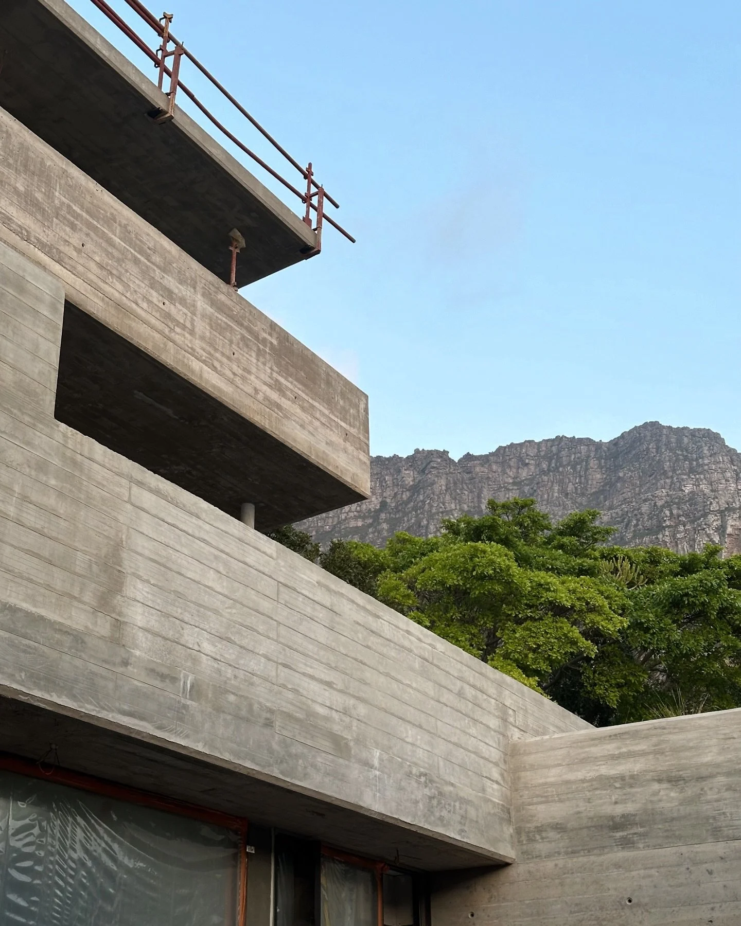 July 1st 2024 | The structure of Falcon Peak is now complete. Over the next couple of months, we will be focusing on the finishes and bringing the final product together. Stay tuned as we bring this luxurious villa to life!