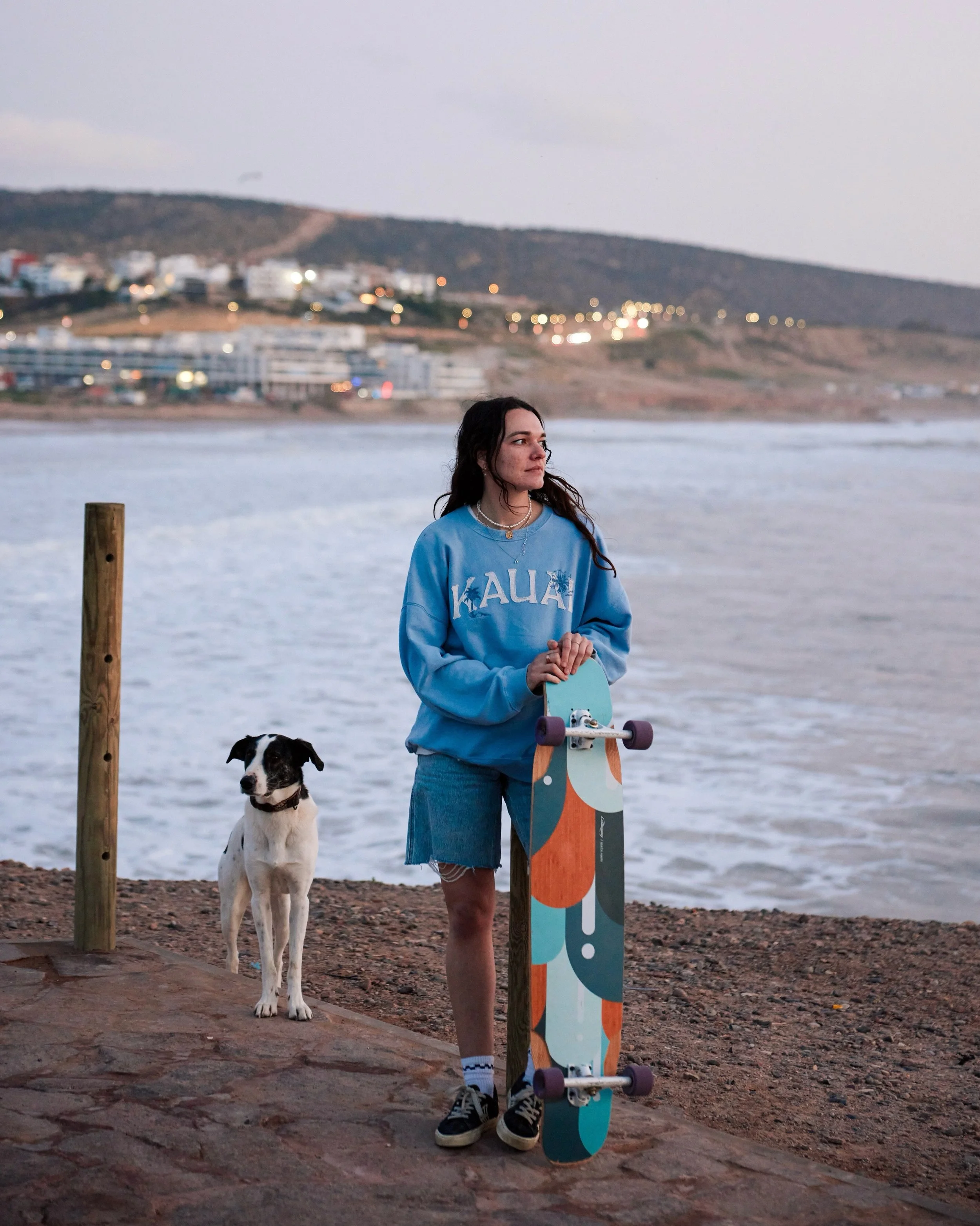 core memories from morocco: great skate spots, cute dogs and cool people to share it with 💙

📸🤳 @tom_s_london @johannarosebllrd