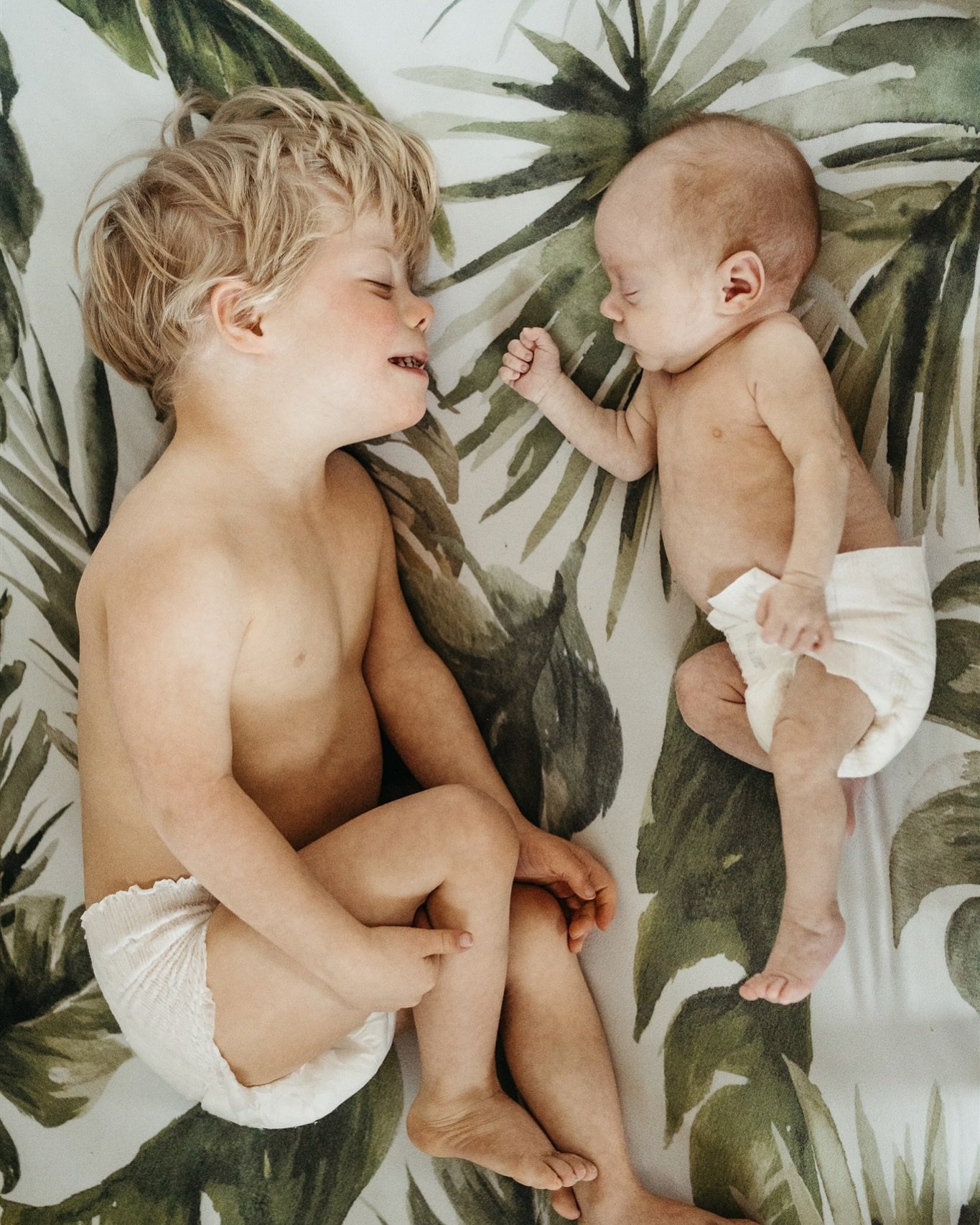 This shoot is extra extra special. Rainier Isaac Manross, our beautiful newest nephew. You are so loved !!!
.
.
.
📷 // Kristen
.
.
.
#coloradonewbornphotographer #denvernewbornphotographer