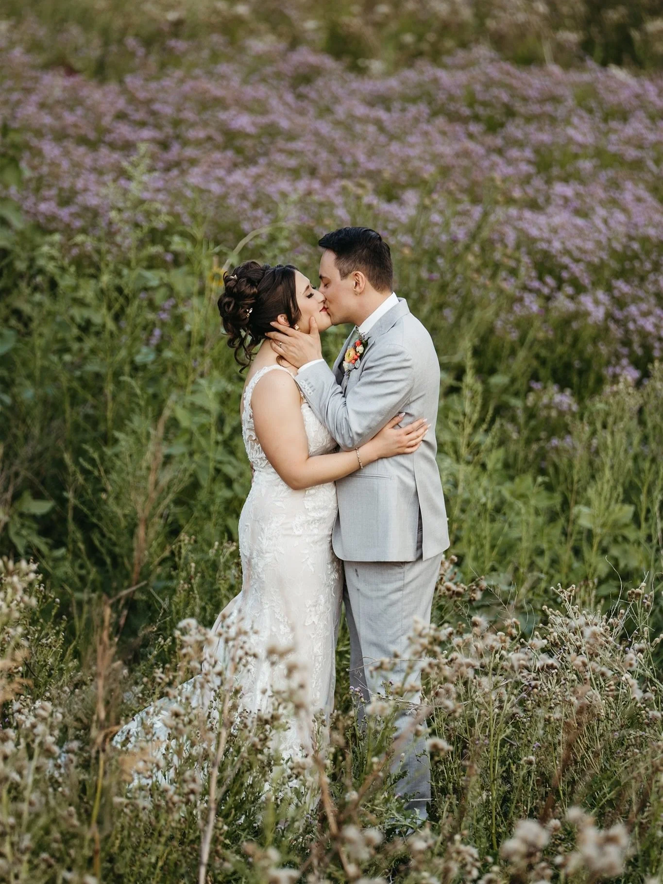 Married folk ^
🪻🪻🪻🪻

Molly + Zach Wedding by N+K
.
.
Venue // @thewellshireinn 
Photography // @njduncanphotography 
.
.
.
#wellshireeventcenter #wellshirewedding #wellshireweddingphotographer #wellshireweddingvenue #denverweddingphotographer