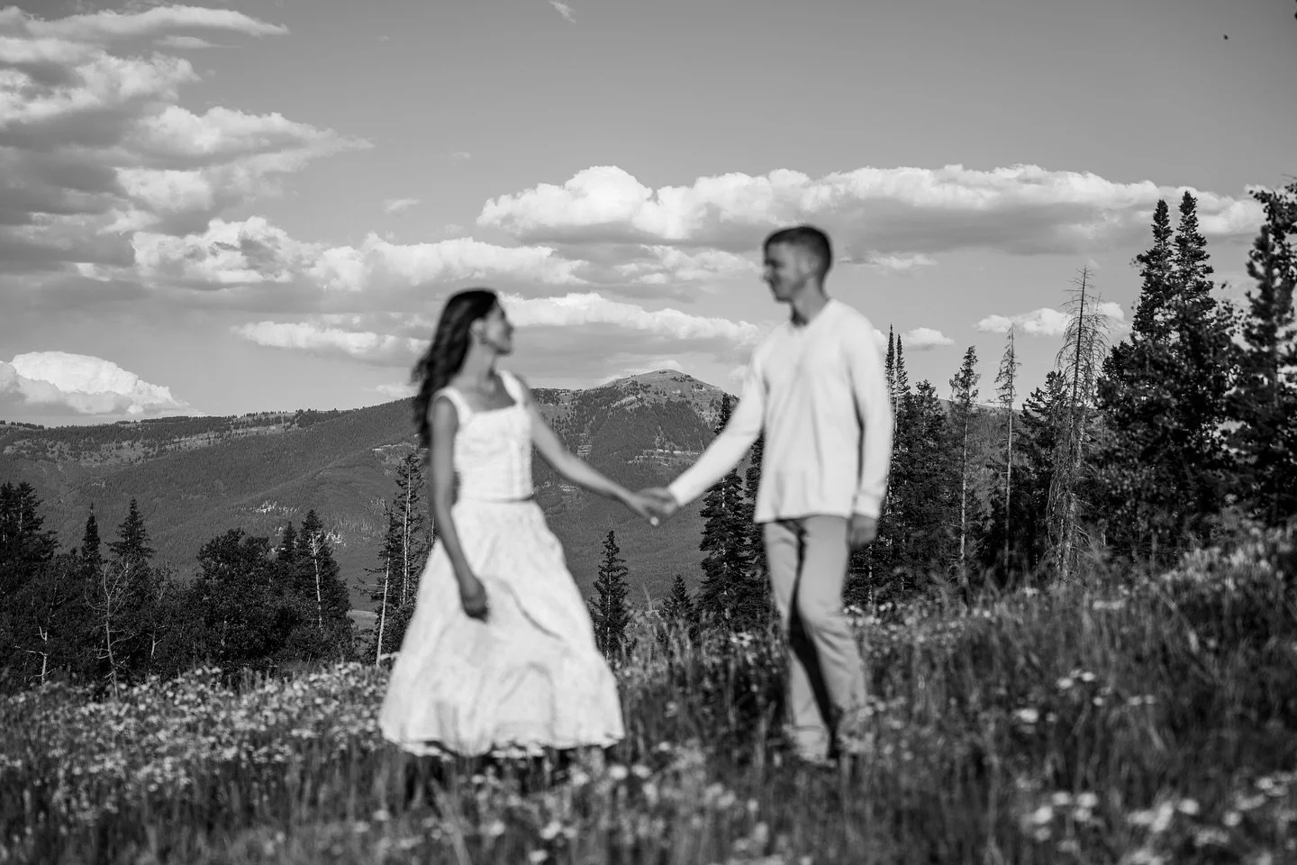 A dreamy evening in the rockies 
π· // Nate
#coloradoweddingphotographer #coloradoengagementphotographer #crestedbutteweddingphotographer #crestedbuttephotographer #crestedbutteengagement #crestedbutteengagementphotographer