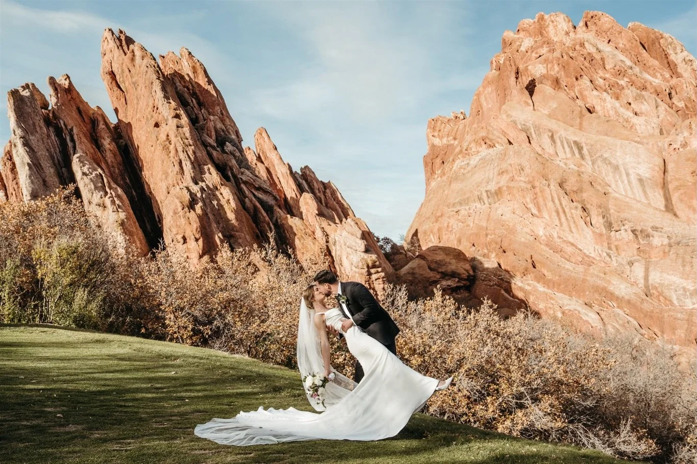 A perfect November day for a Colorado wedding ✨💌🎞️

Cheers to Bridget + Treston !!!

📷 // N+K

Venue + Catering // @arrowheadcoloradoevents 
Planning // @atouchofbliss 
Photography // @njduncanphotography 
DJ // @topdenverdj 

#arrowheadwedding #a