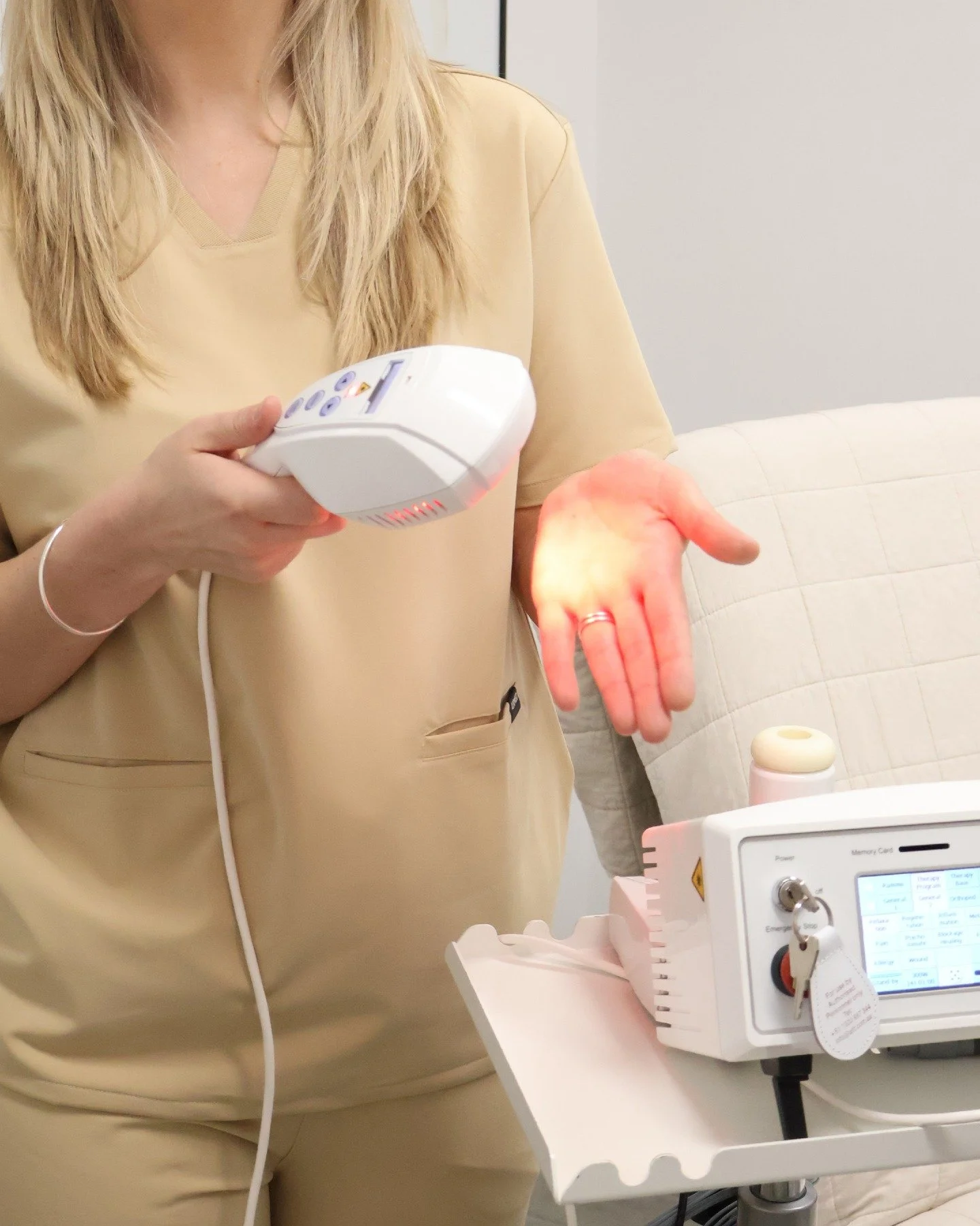 Sore, engorged and not sure what to do next?

We see you, mama.

We offer low level laser therapy at BMLA, a gentle, pain-free treatment that may assist with the discomfort of mastitis. No needles, no downtime, and our midwives is here to support you