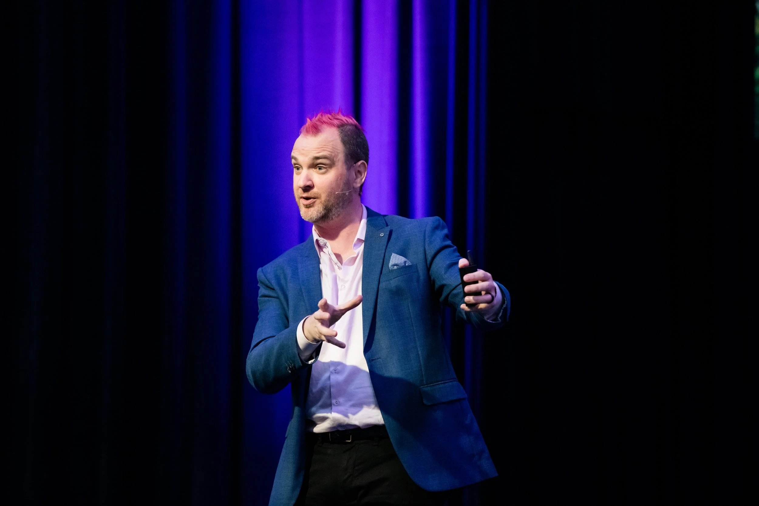 HIGHRES Dom Stage Photos-328 copy.jpg