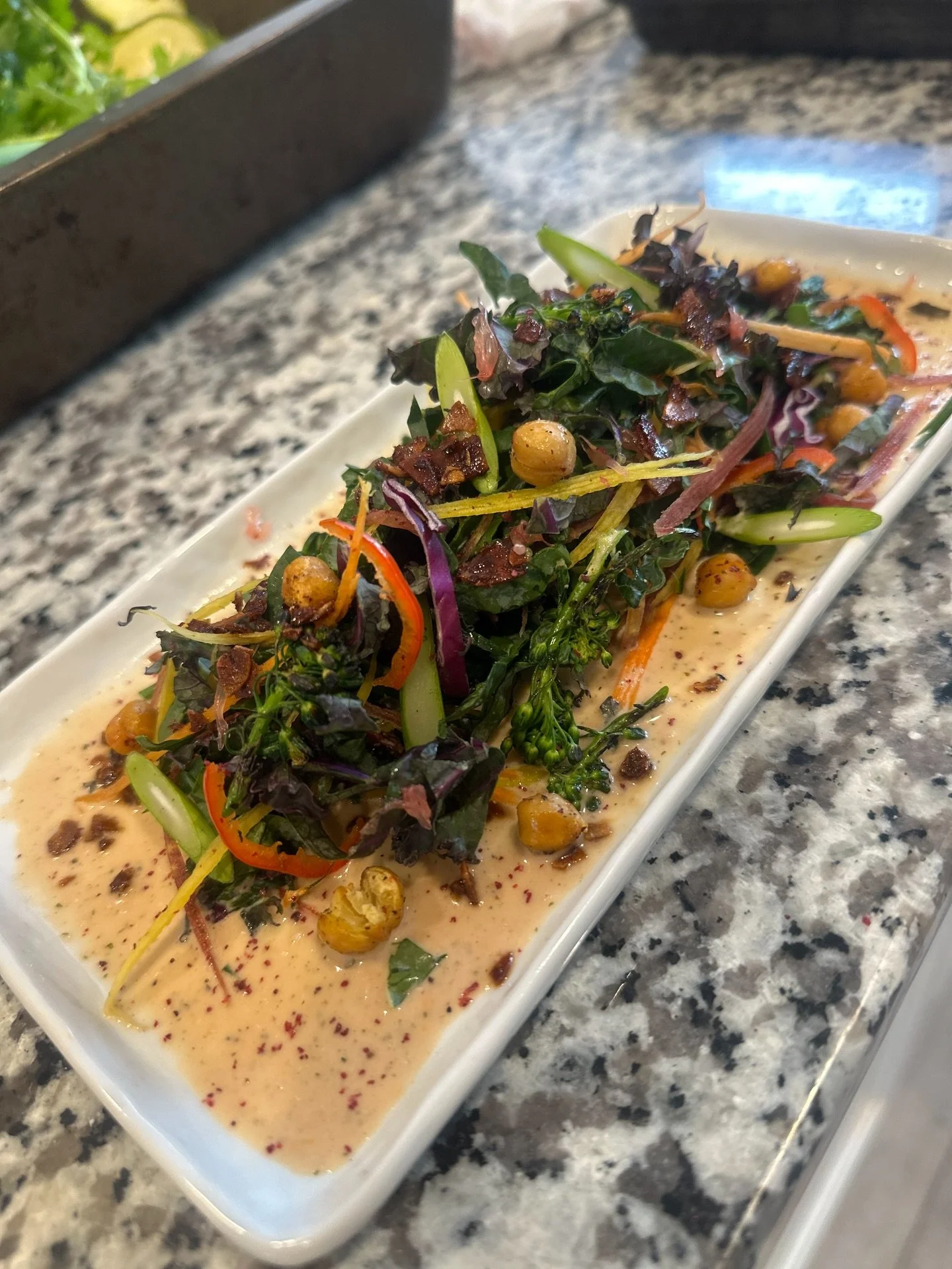 One of my favorite things about food is the community it creates. ✨

When my @cureateco cohort mate turned friend Jess of @wellbodykitchen tapped me for chef consultation for her upcoming Love Offering event, I was beyond excited to support her visio