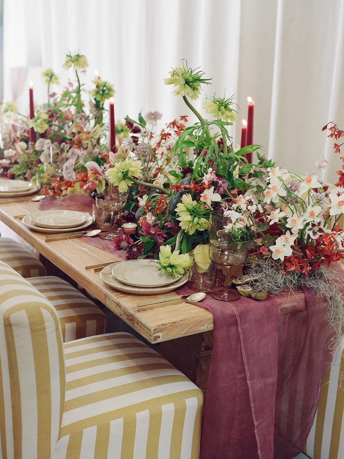 Photos from our tablescape class this past spring are HERE (check your inbox attendees) 

Myself &amp; @sirenfloralco had such a fun time dreaming up two days filled with all things tabletop. Starting off with the creation of the main centerpiece its
