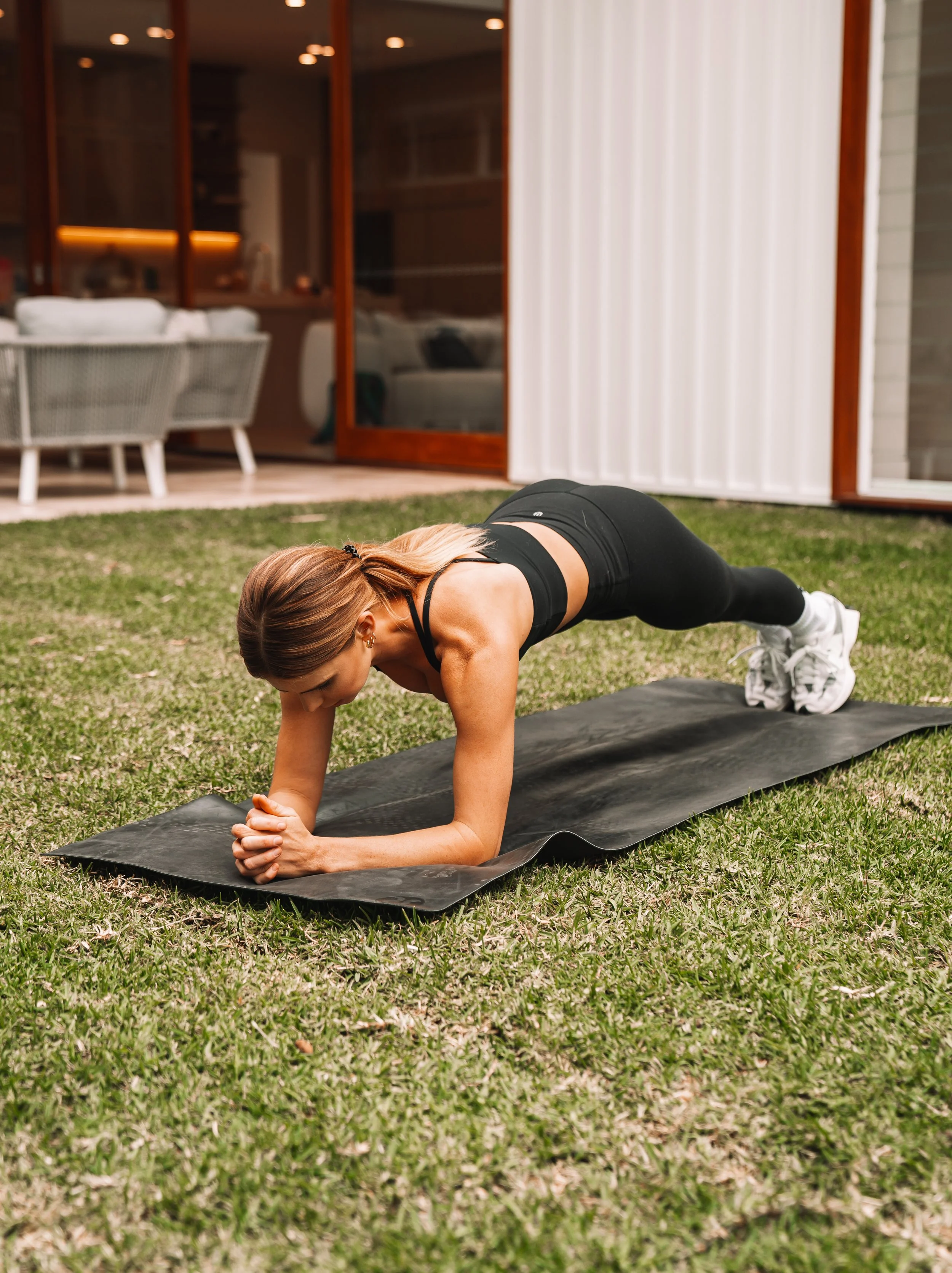 Content development for Fitaz "Transform" app