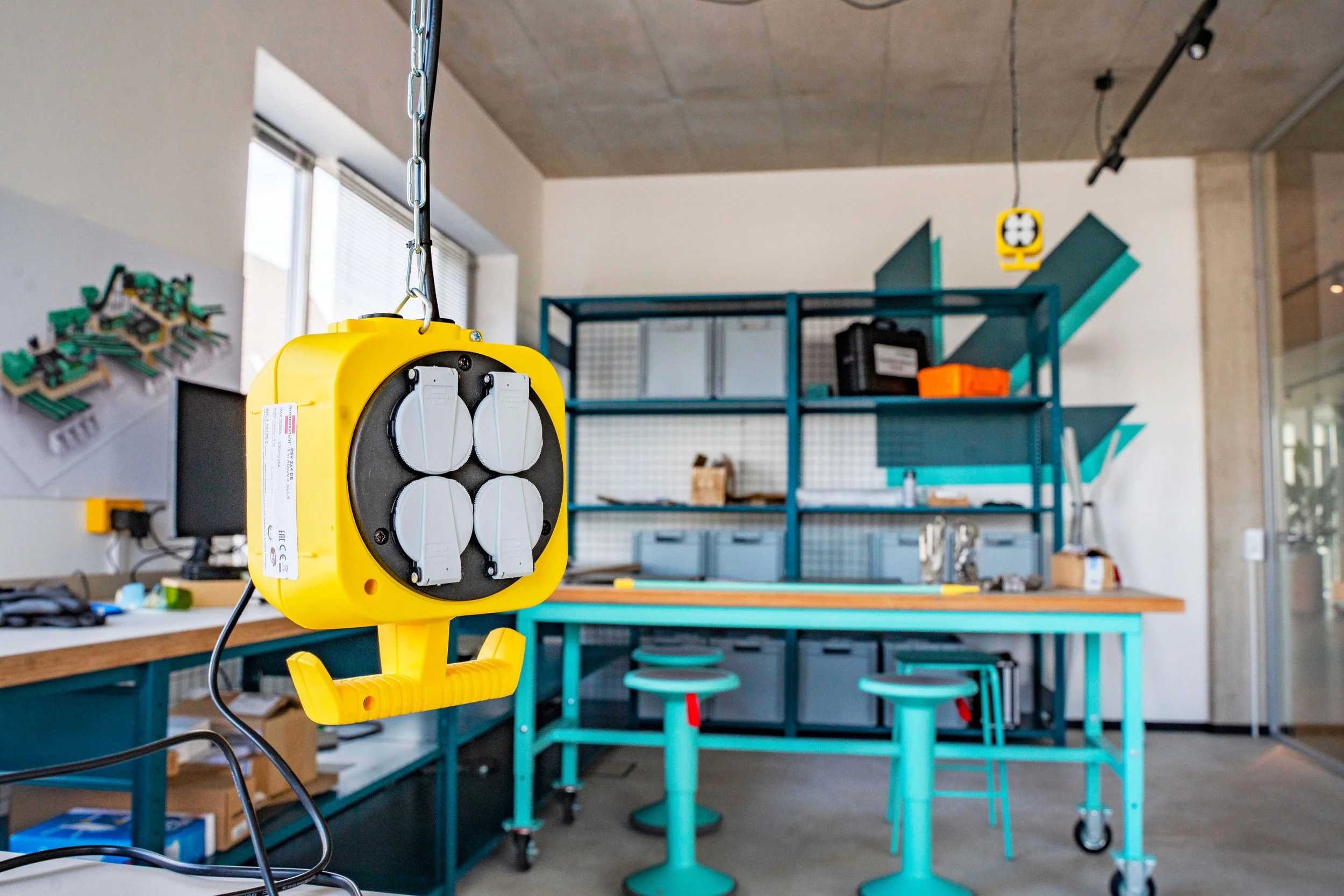 yellow-design-metycle-space-spatial-office-lab-workshop.jpg