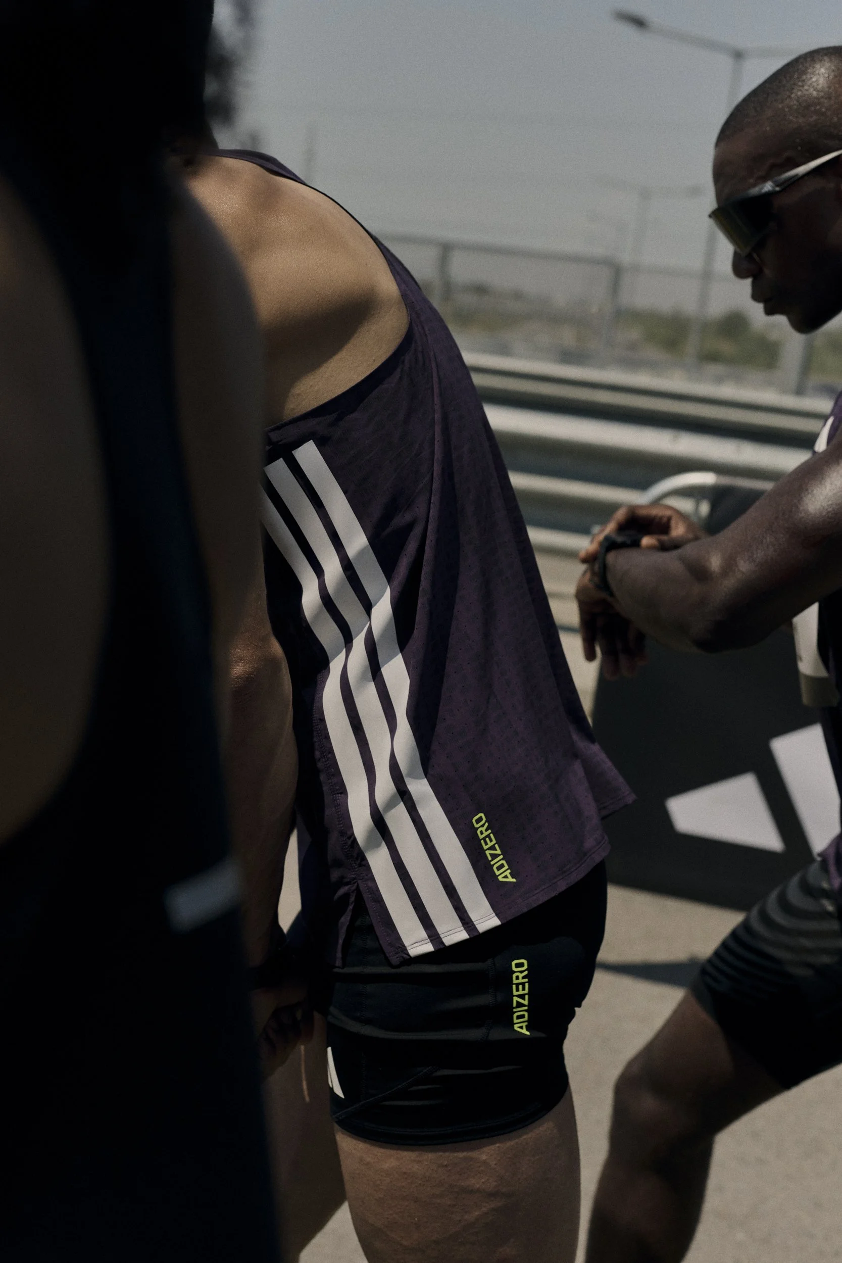 H24551_SS26_ADIZERO_PRO4_MALE_APPAREL_02.jpg