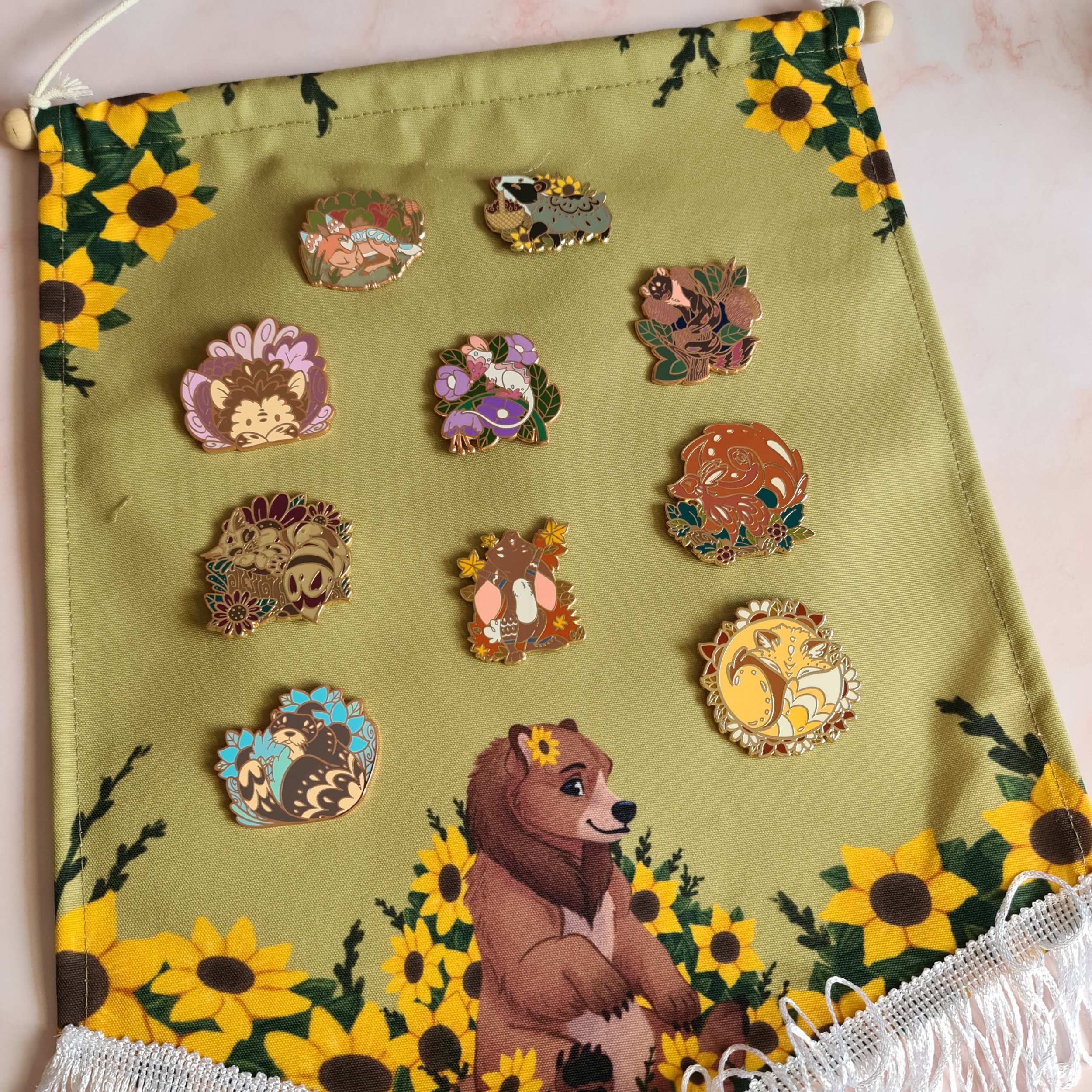 https://i.etsystatic.com/16837957/r/il/fd43bf/3591001673/il_fullxfull.3591001673_3xhd.jpg