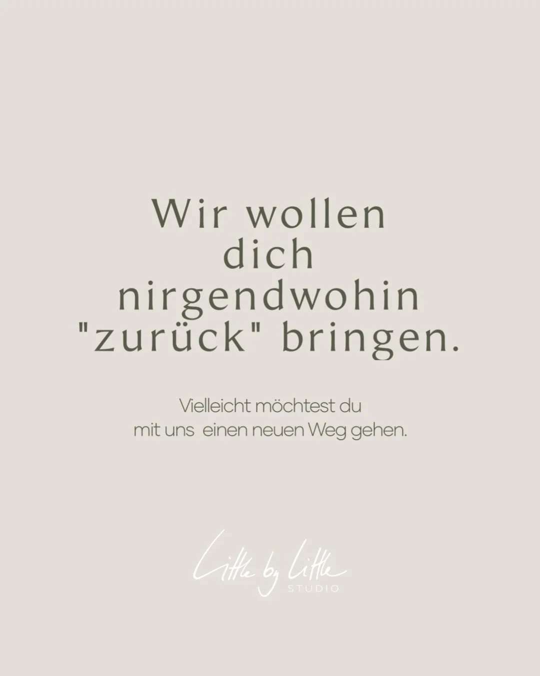 Manchmal ist das Ziel nicht, wieder die zu werden, die man vor der Schwangerschaft war.

Vielleicht geht es vielmehr darum, herauszufinden, wer man jetzt ist.

St&auml;rker.
Bewusster.
Mit einem neuen Gef&uuml;hl f&uuml;r den eigenen K&ouml;rper.

Wi
