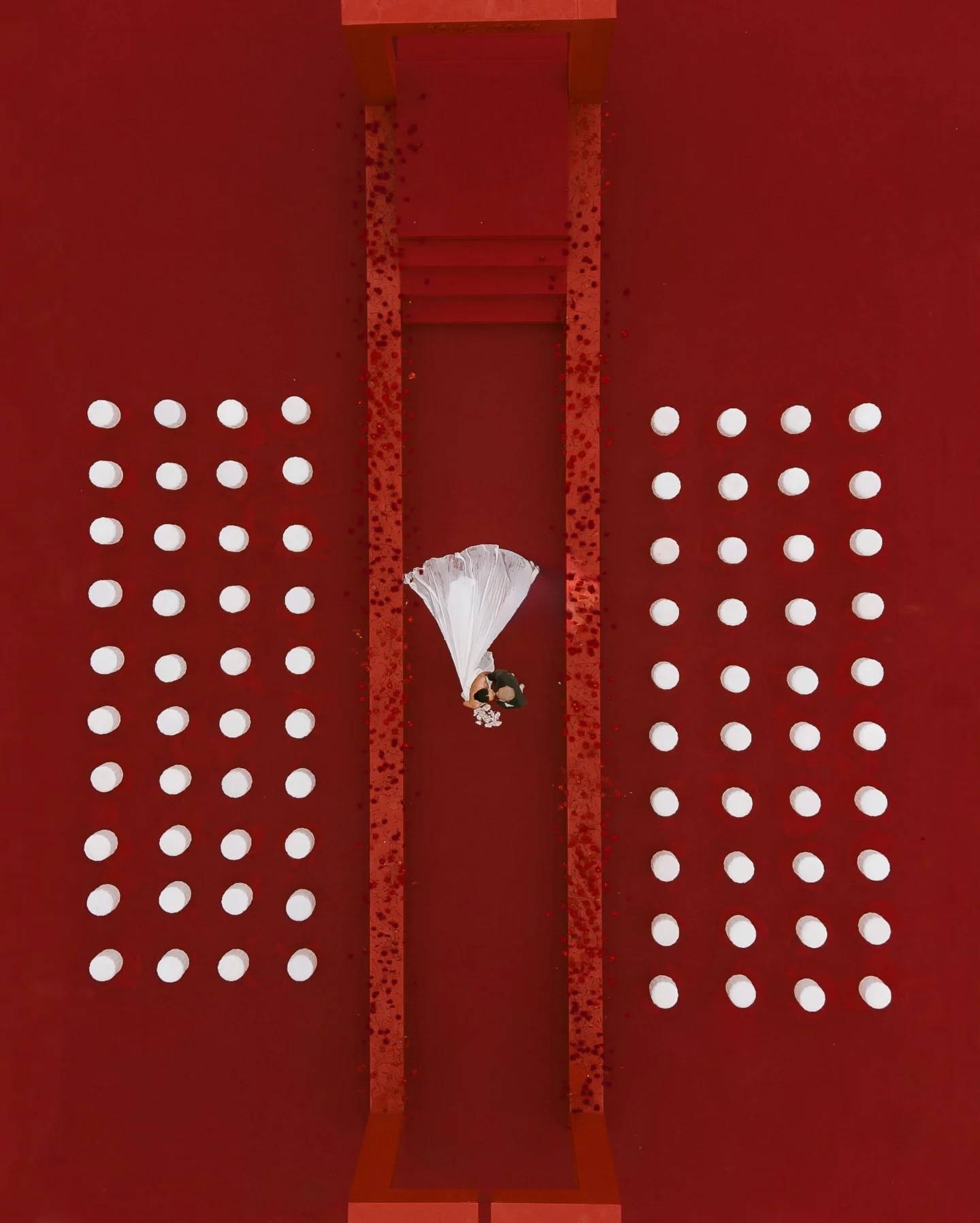 A red wedding palette | Avelã White