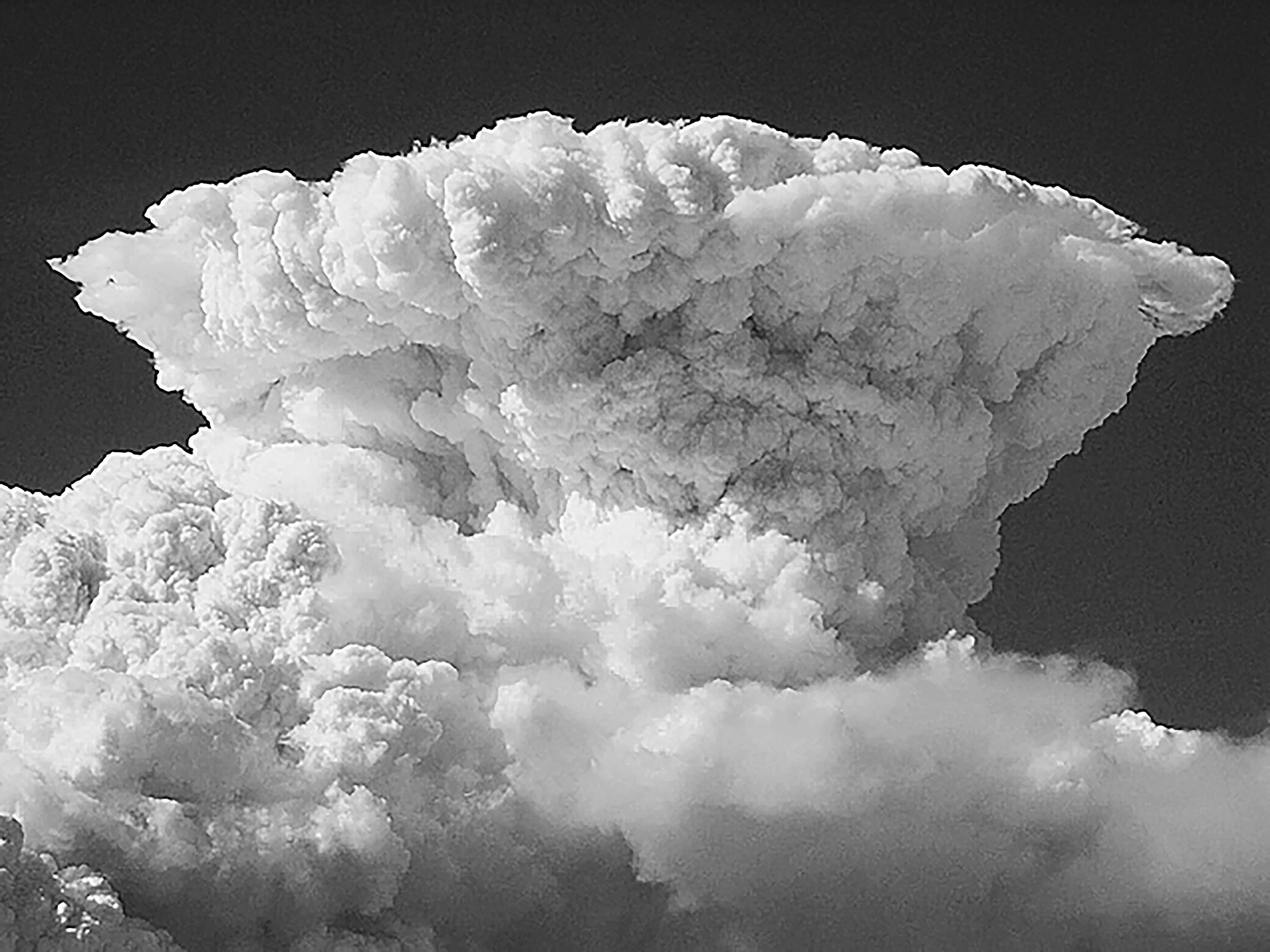 Clouds and bombs_Juan Hein_13.jpg