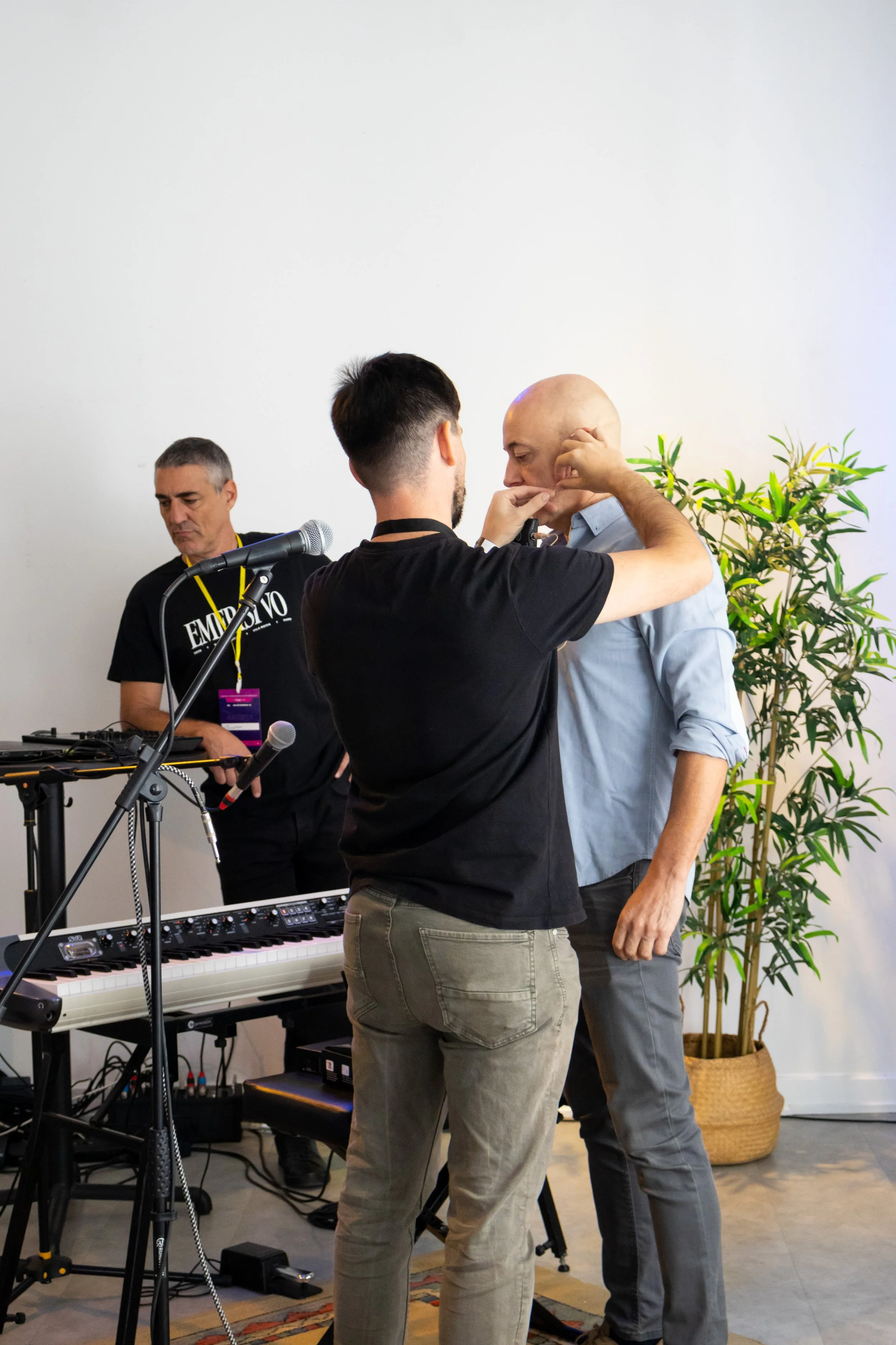 Kilavra a fazer soundcheck no Festival Emersivo em Dezembro de 2025, em Faro