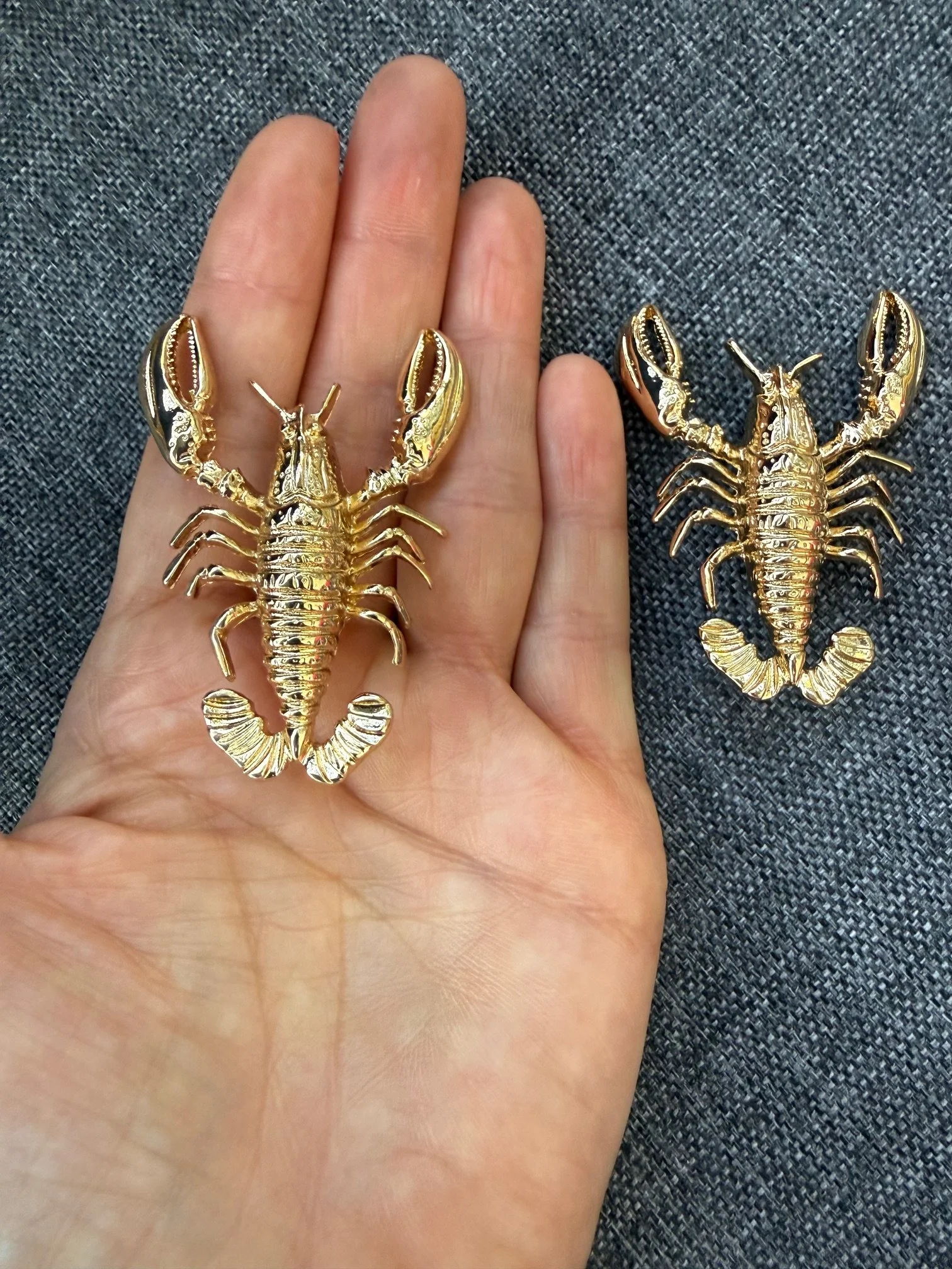 Ohrringe Lobster hummer gold.jpeg