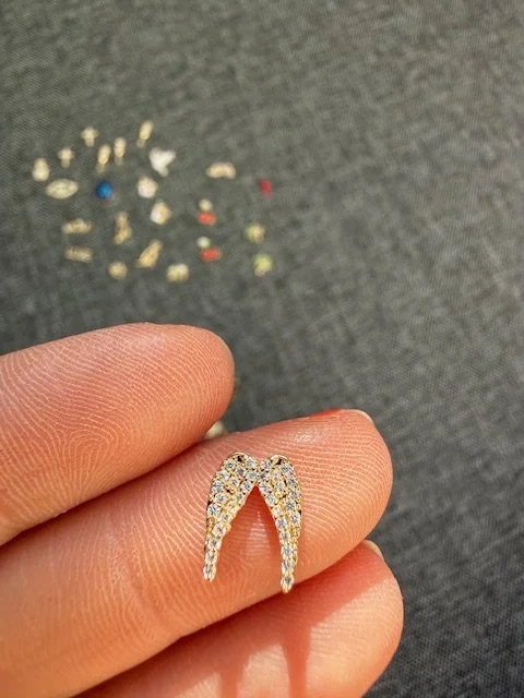 Mini flügel gold strass.jpeg