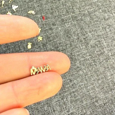 Miniatur Schriftzug Mama gold Strass.jpeg